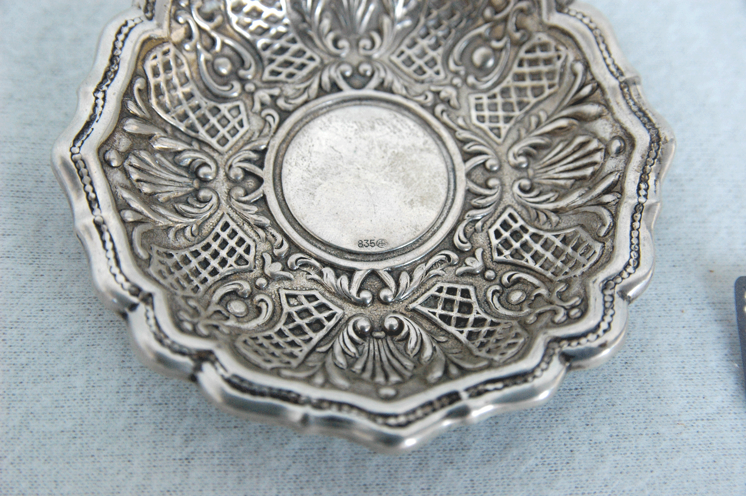 Silberschälchen, rund, 835/- Silber, Ø 9 cm - Bild 3 aus 3