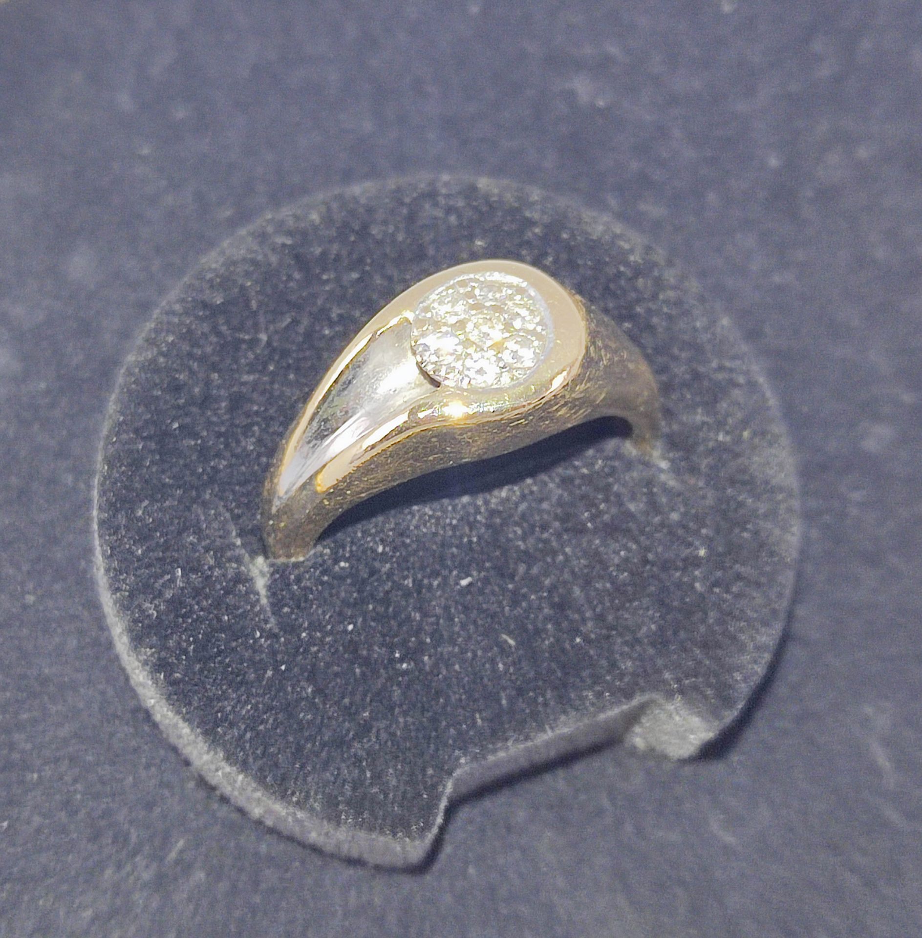 Ring mit kleinen Brillanten, Gr. 57, 585er Gelbgold - Bild 2 aus 2