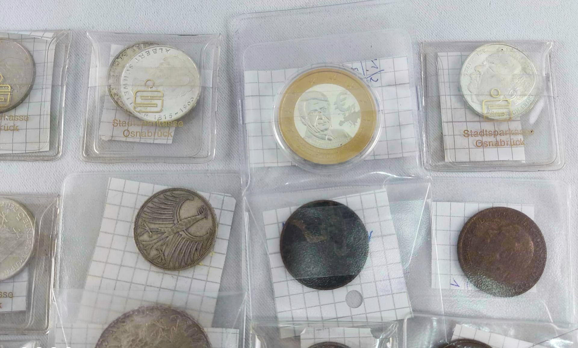 Konvolut aus 34 Umlauf- und Sammelmünzen - Bild 3 aus 5