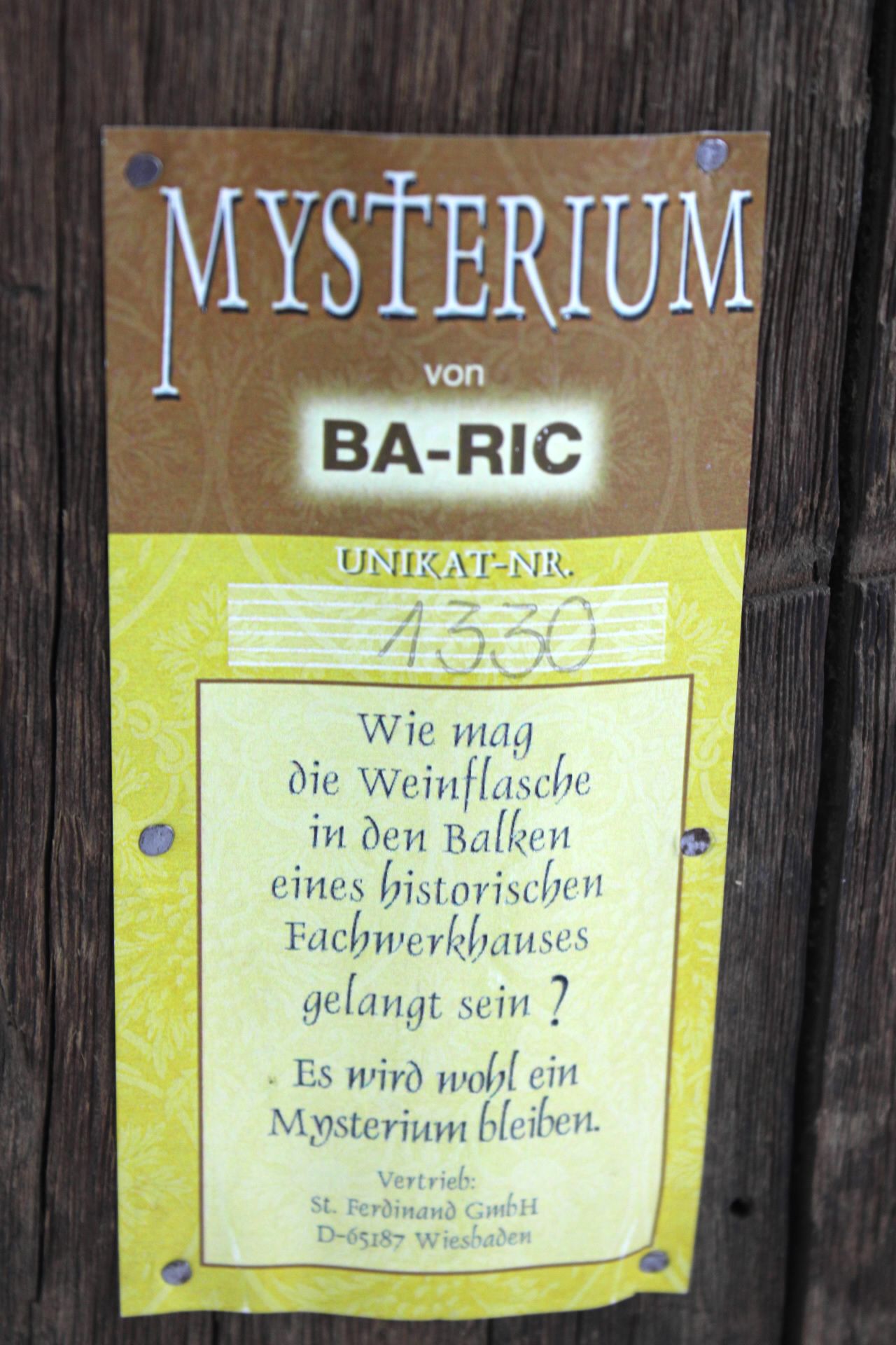 "Mysterium" Rotweinflasche im Holzstamm, Origianlzustand - Image 3 of 3