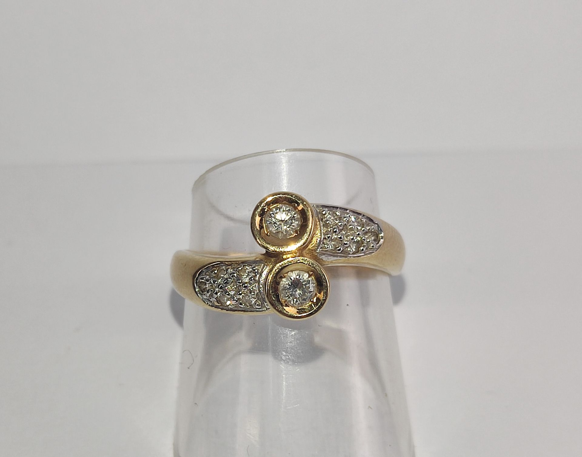 Ring, 585 Gelbgold, Brillanten, zus.ca. 0,3 Karat, 4,1 g - Bild 2 aus 3