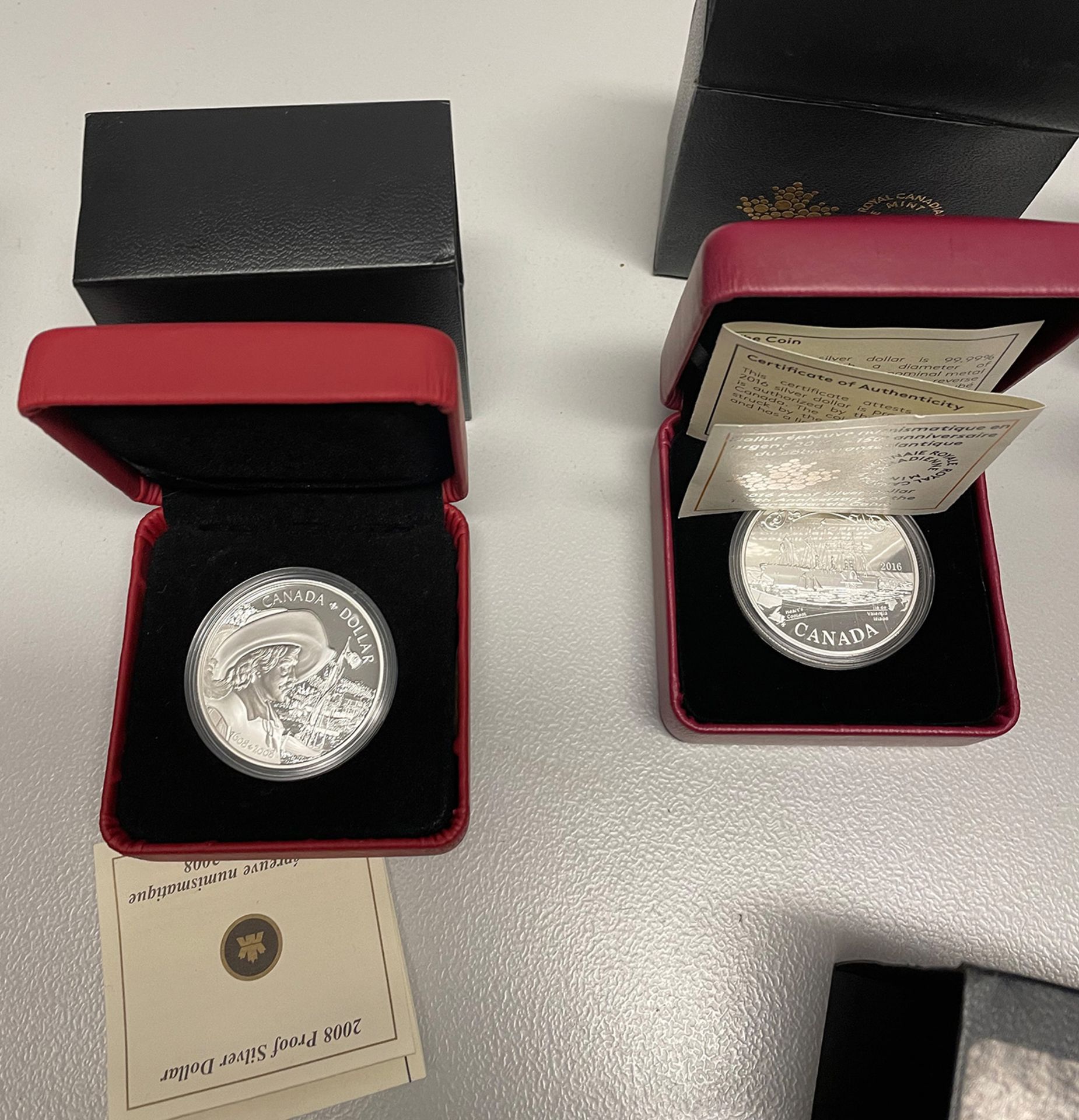 Silber Münzen Konvolut, Canada, Silber Dollars: 1 x 50 Dollar 2010 5-0unce Silver Coin, 99,99 % pure - Bild 2 aus 6