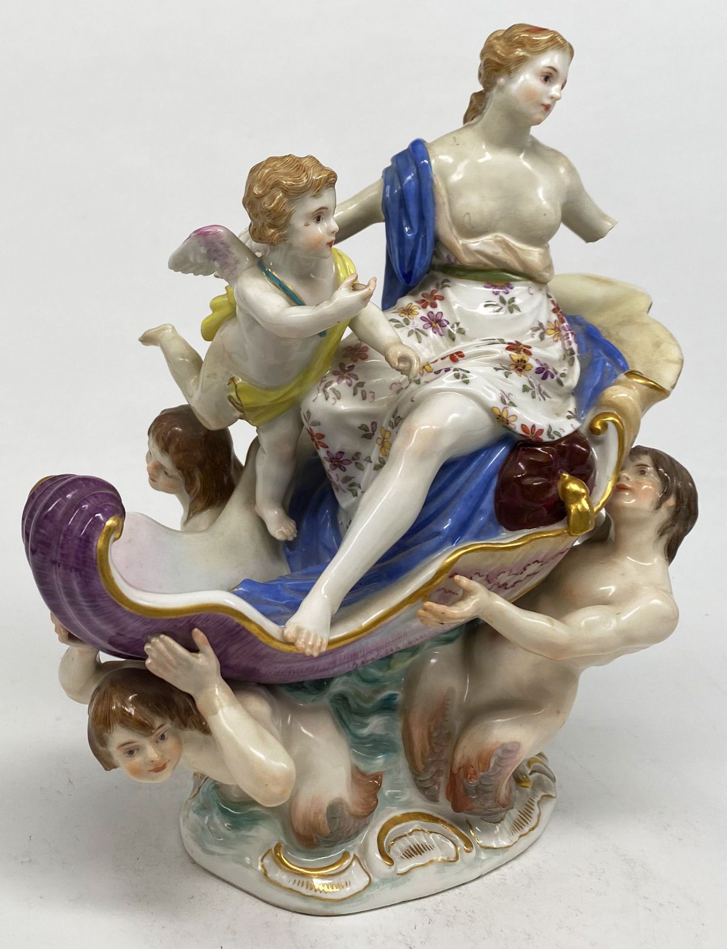 Meissen, Triumph der Venus mit Amor, in einer Muschelschale sitzend, getragen von drei Tritonen, - Bild 2 aus 6