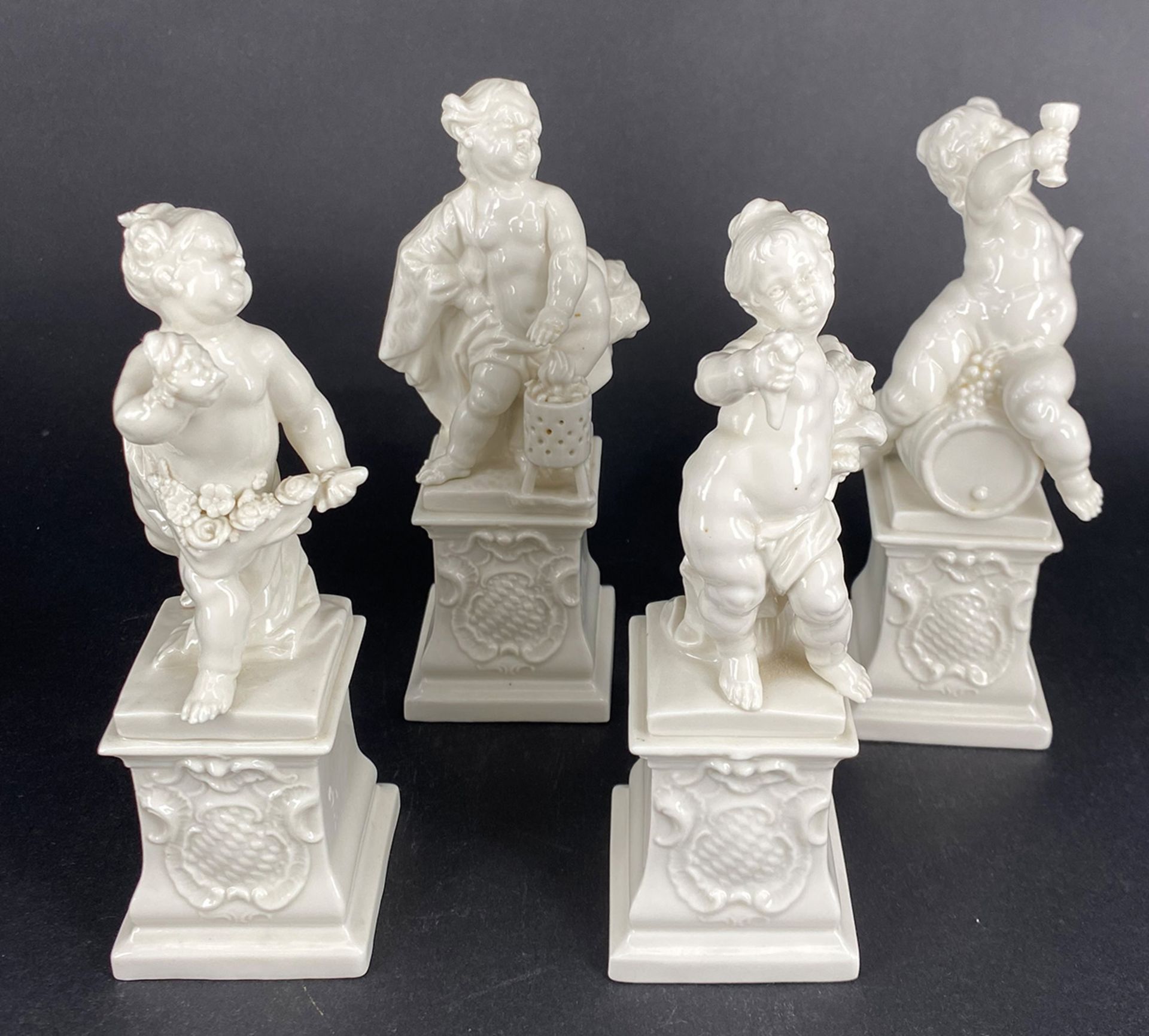 Nymphenburg, 8 Figuren, Modelle von F.A. Bustelli, Weißporzellan, glasiert, Rautenpressmarke: - Bild 2 aus 7