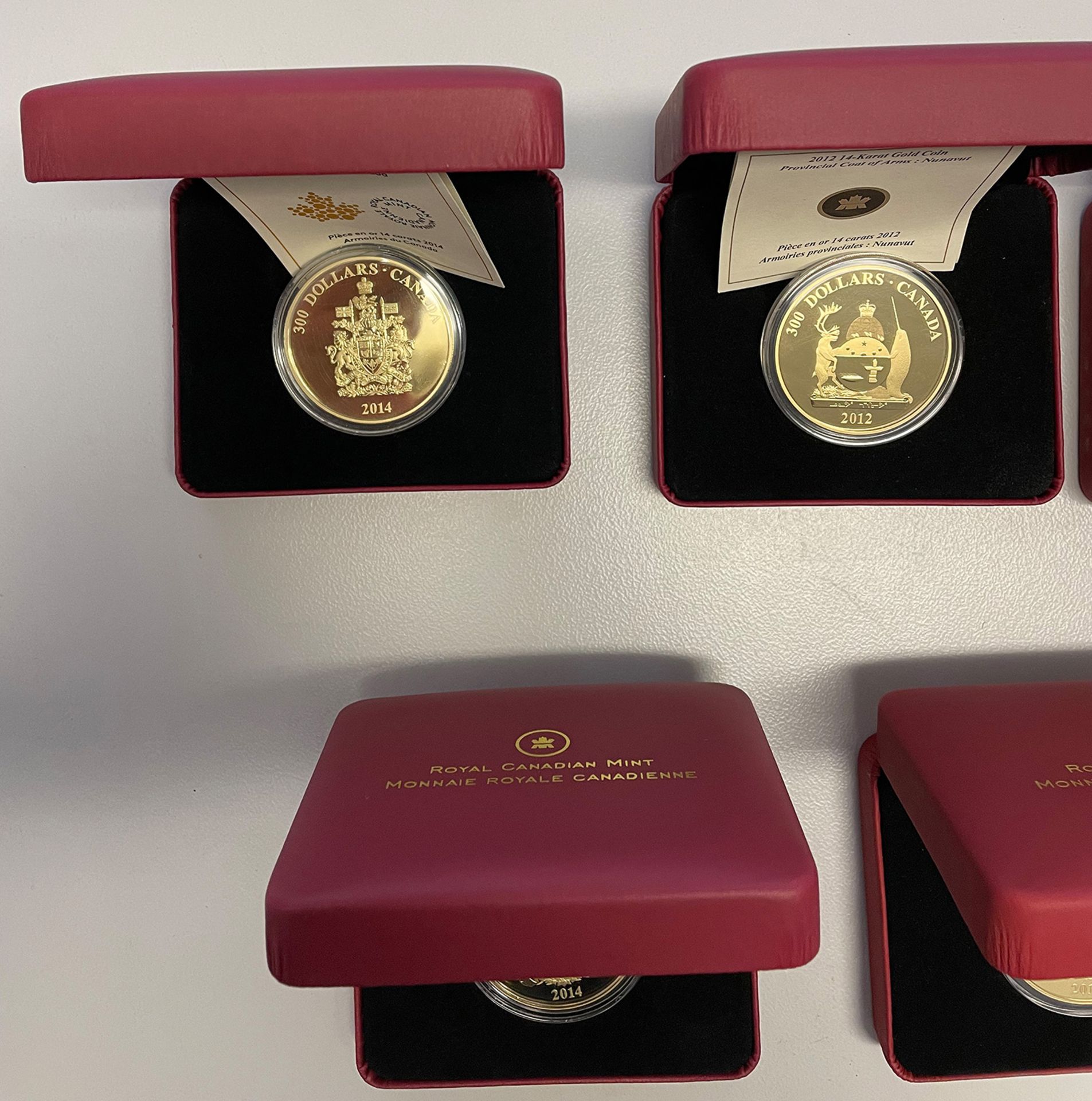 Konvolut 5 x Gold Coins, alle je 60 gr, alle 14-Karat Gold: 1 x 2011 Canada 300 Dollars 58,33% Gold, - Bild 4 aus 6