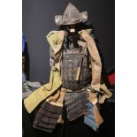 Rüstung, Japan, Samurai- u. Edo-Zeit (Zugabe Helm), Höhe ca. 80 cm. Armor, Japan, Samurai and Edo