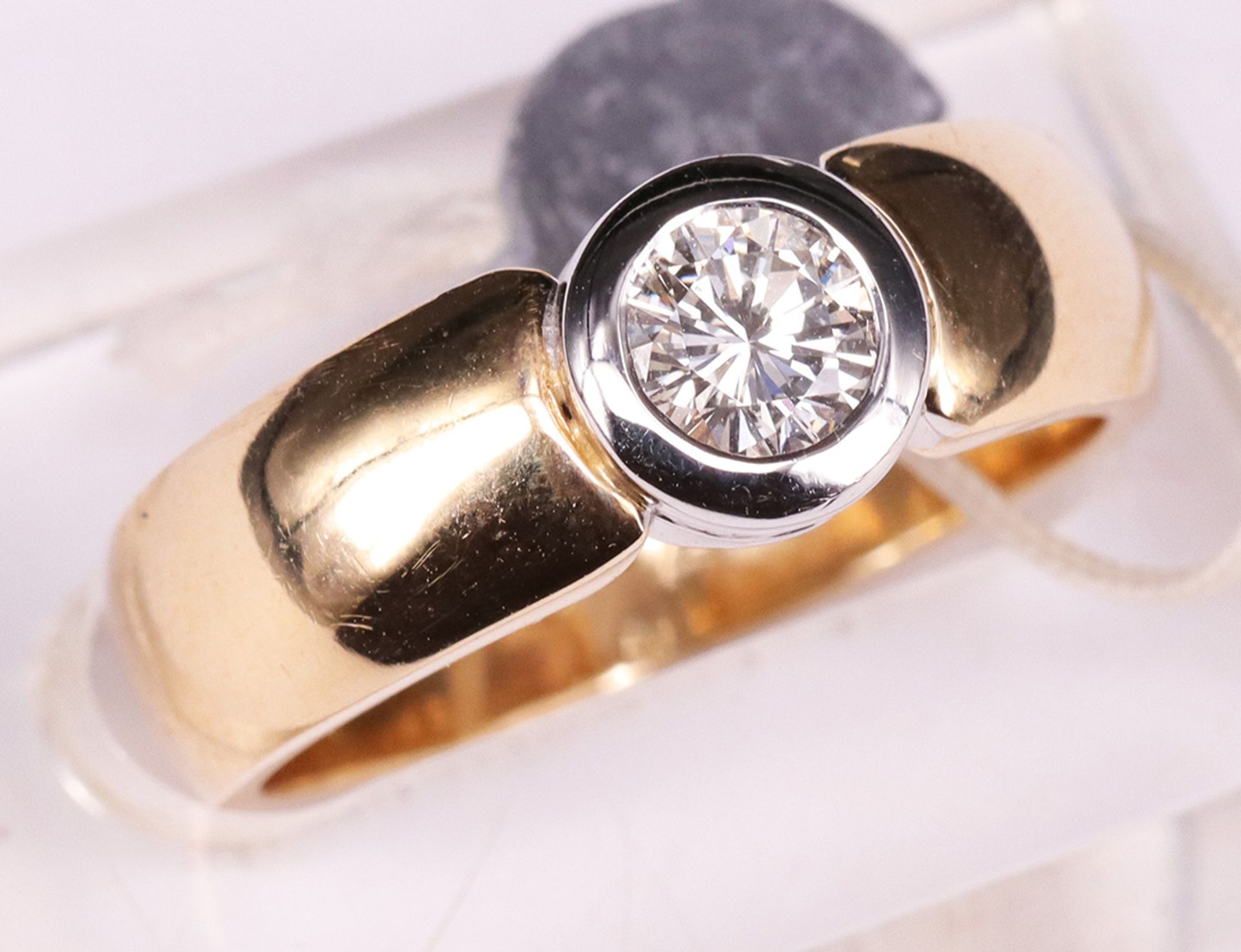 Diamantring, 585er GG, großer Diamant 0,437 eingraviert, mit Originalplombe, RG56, Ges. 6,7 g - Bild 5 aus 5