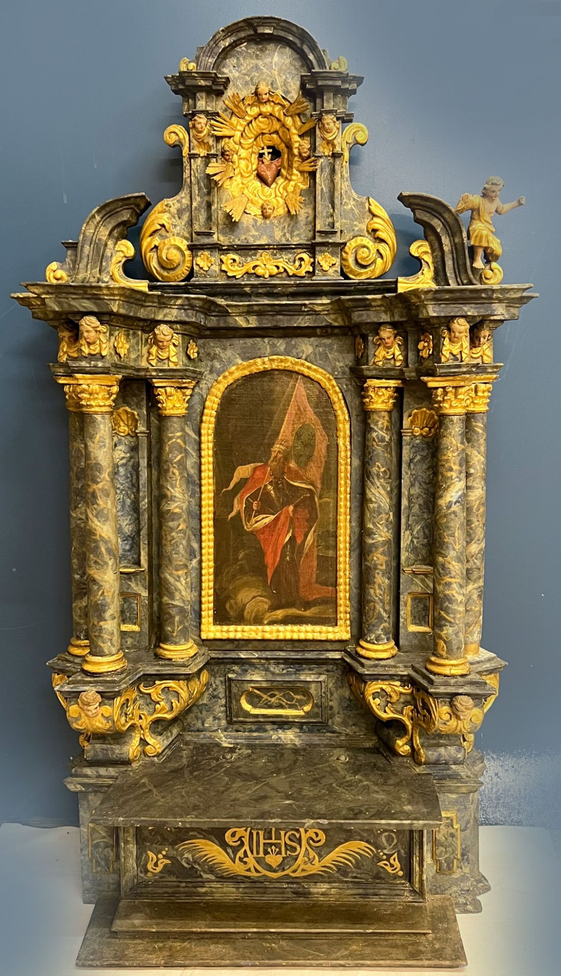 Modellaltar/ Model of an altar. Franken, barock, um 1760., Altarblatt zeigt Kaiser in Rüstung,