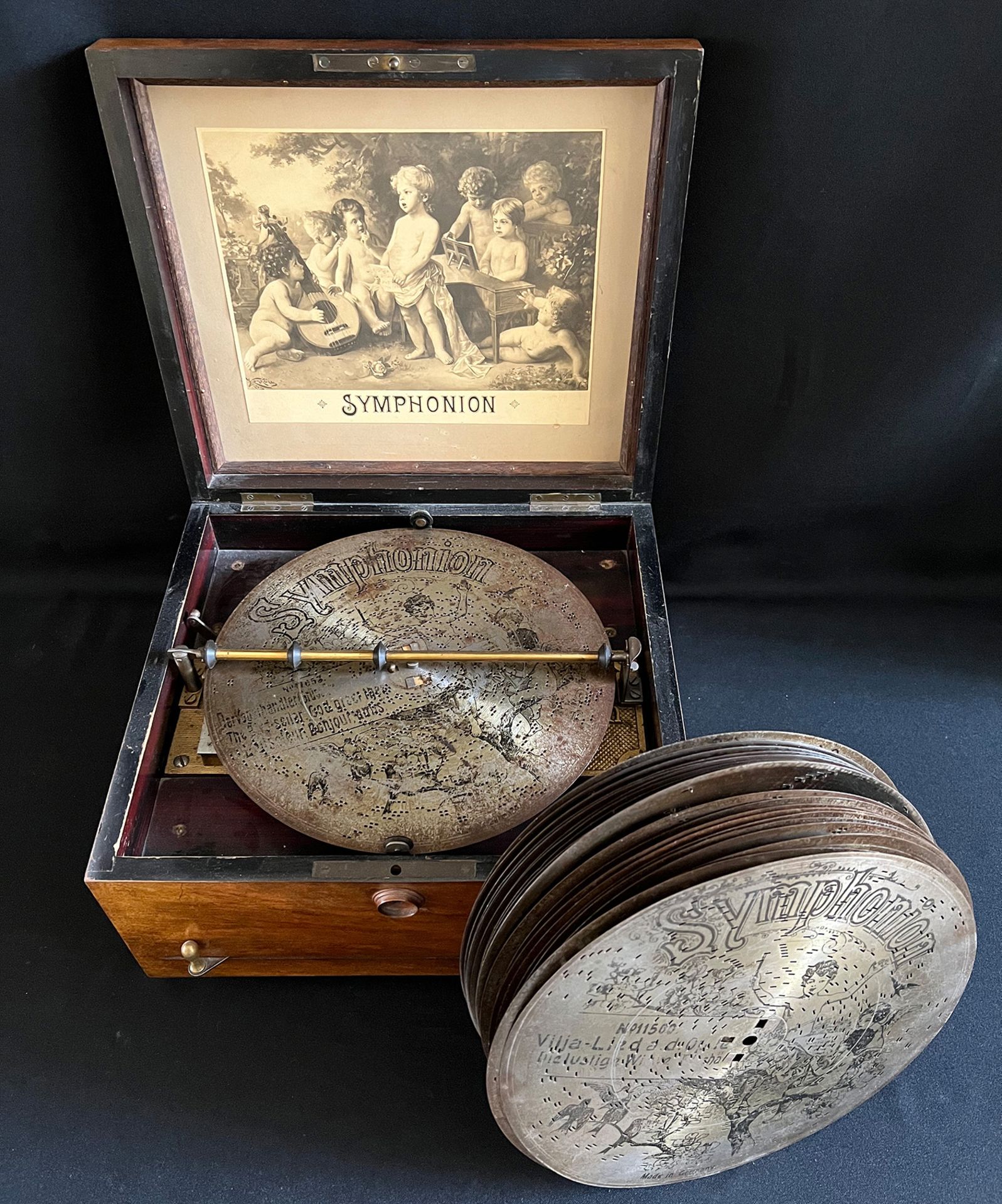 Symphonion im Holzkasten, Lochblechplattenspieluhr, Lochplattenspieler, um 1900, funktionstüchtig,