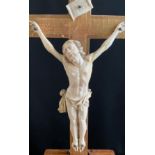 Kruzifixus, Korpus Christi, Viernageltypus, Korpus 18. Jh., Bein, Höhe 18,5 cm, Gesamthöhe 44 cm