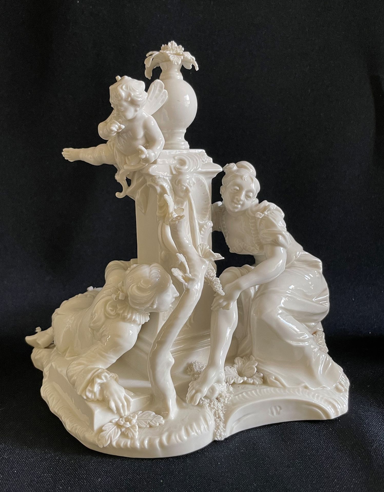 Konvolut Porzellanfiguren: "Der Lauscher am Brunnen", Entwurf Franz Anton Bustelli, Nymphenburg, - Bild 10 aus 10