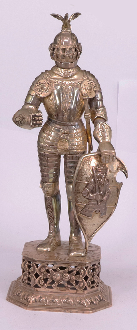 Ritterfigur in 925er Silber, vollplastische Darstellung, historisierende fein ausgeführte Arbeit. - Image 3 of 6