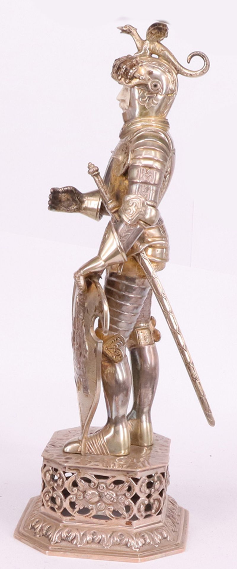 Ritterfigur in 925er Silber, vollplastische Darstellung, historisierende fein ausgeführte Arbeit. - Bild 5 aus 6
