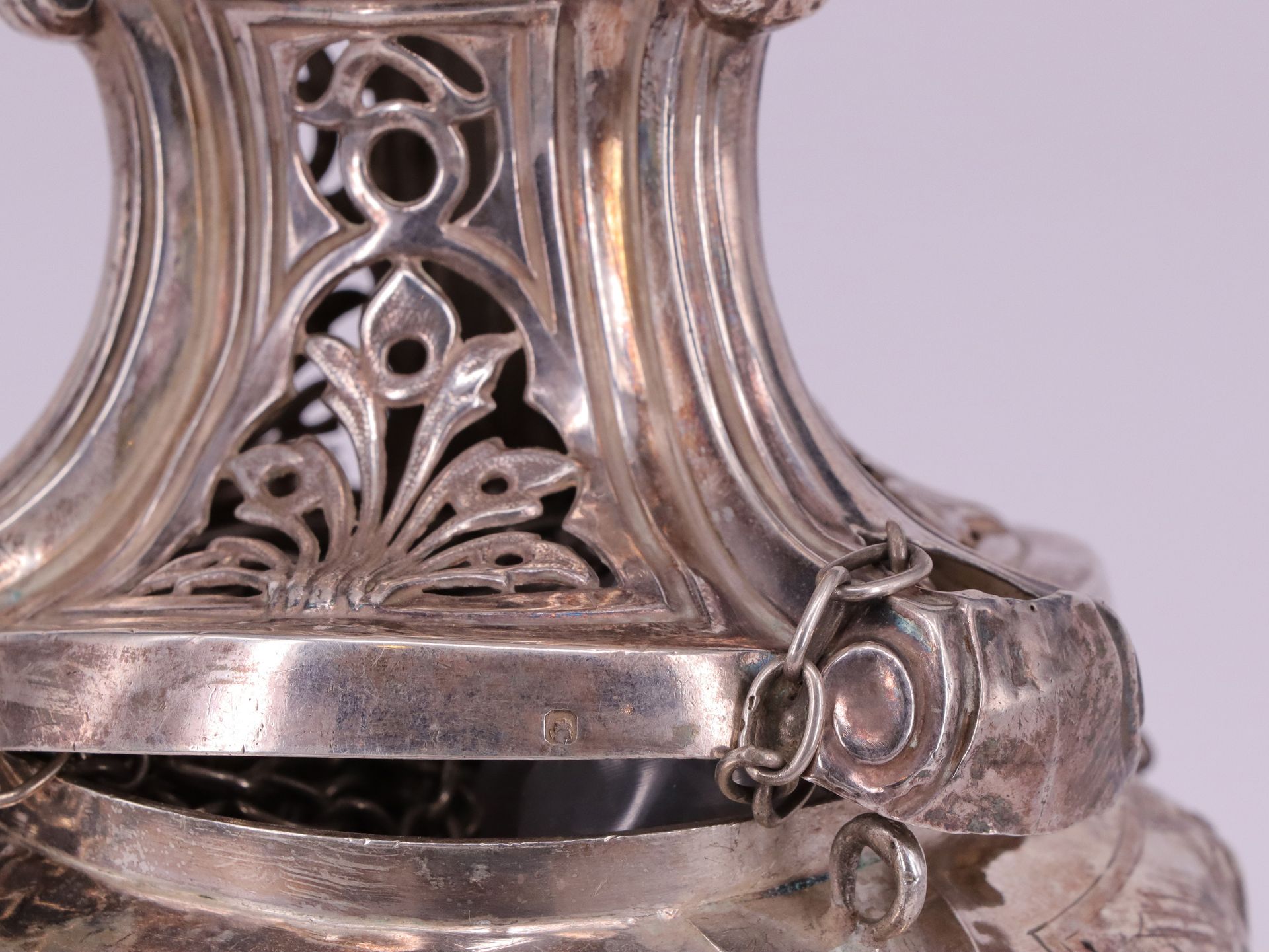 Weihrauchschwenker, Räuchergefäß, Silber, gepunzt, H 27 cm, 588gr / Incense burner, silver, - Image 3 of 5