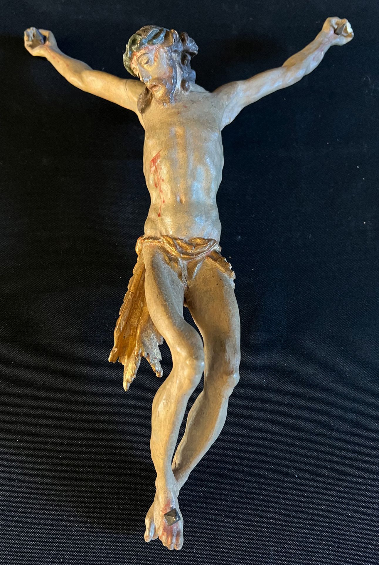 Christliches Konvolut: 2 Corpora Christi (mit Nägeln, H 33 cm; mit beigegebenen Armen, H 23 cm), 1 - Bild 8 aus 9