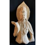 Asiatische Figur, Alter unbekannt, Stein, Altersspuren, H. 58 cm.