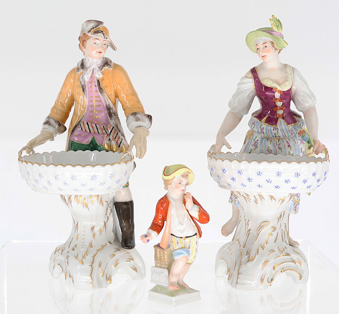 Konvolut 3 KPM und 2 Meissen Figuren: 3 x KPM Figuren, Paar figürliche Salièren/Gewürzgefäße, KPM - Image 7 of 7