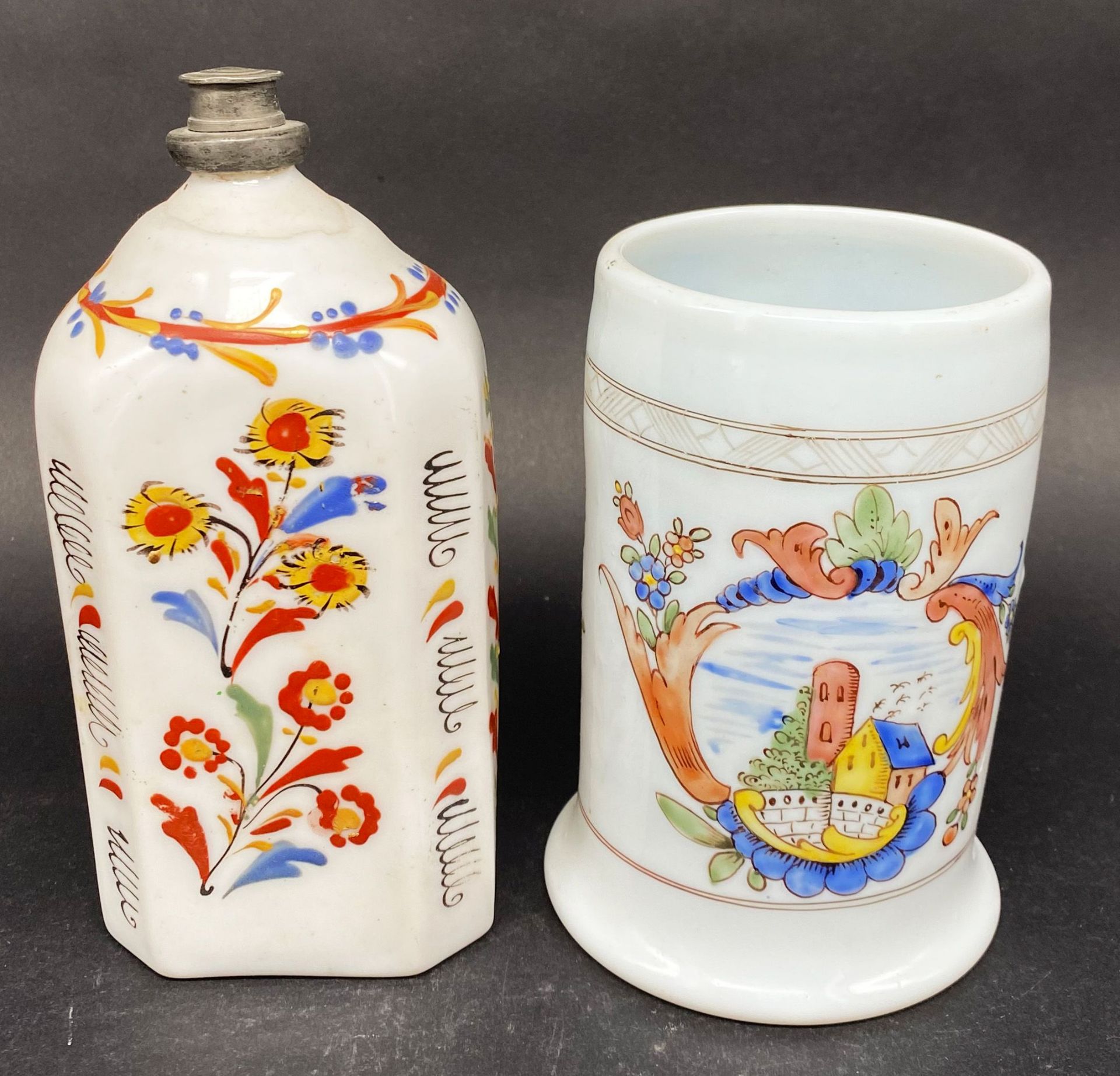 Konvolut Opalglas, Milchglas, 5 Teile: zierliche Karaffe mit Deckel und feinen Goldverzierungen, - Bild 4 aus 9