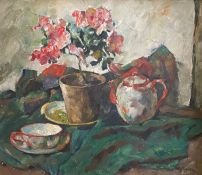 Anna Plontke (1890-1930). Blumenstillleben mit Teekanne und Tasse. Signiert, Öl auf Platte, 54 x
