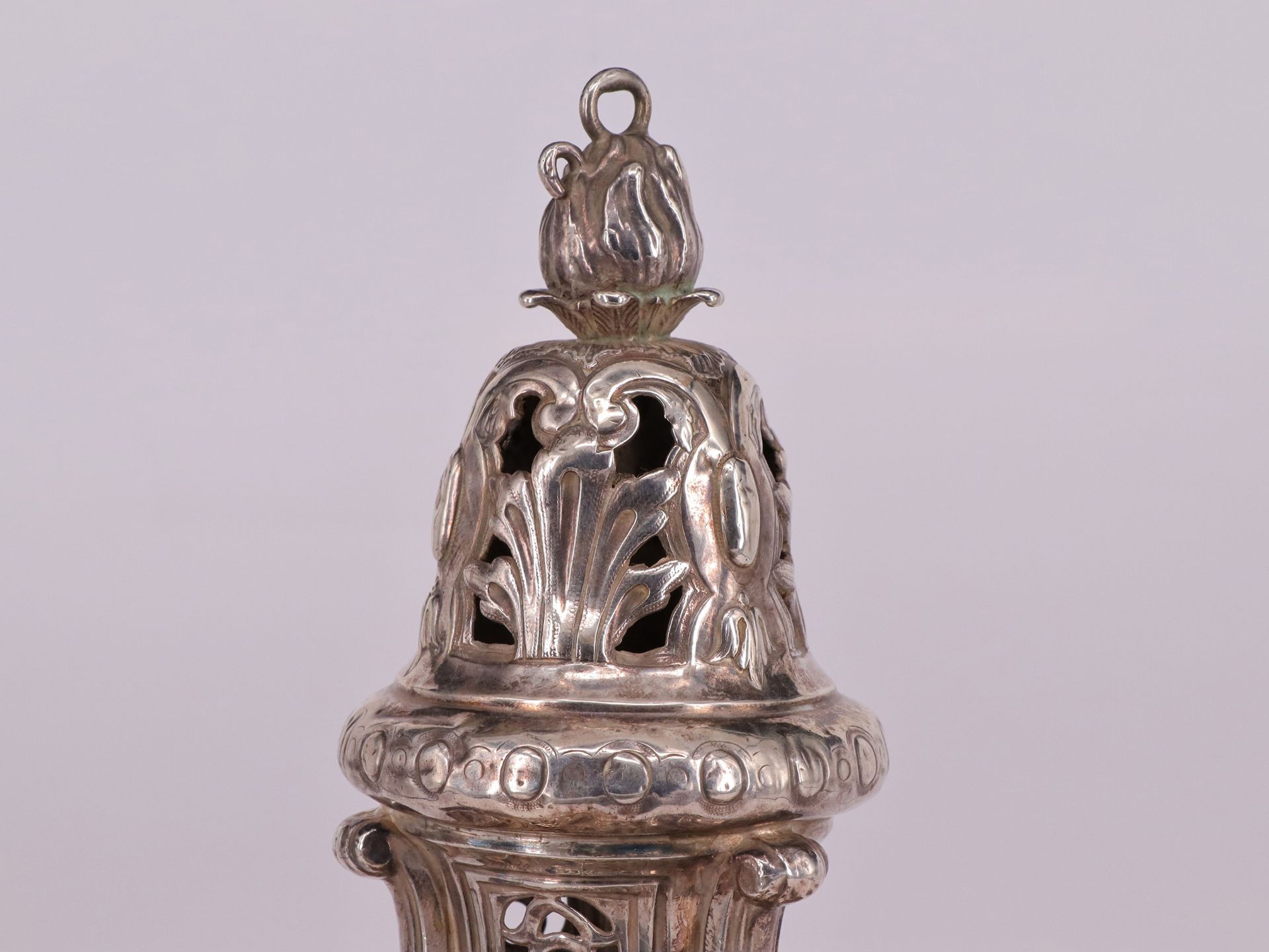 Weihrauchschwenker, Räuchergefäß, Silber, gepunzt, H 27 cm, 588gr / Incense burner, silver, - Image 4 of 5