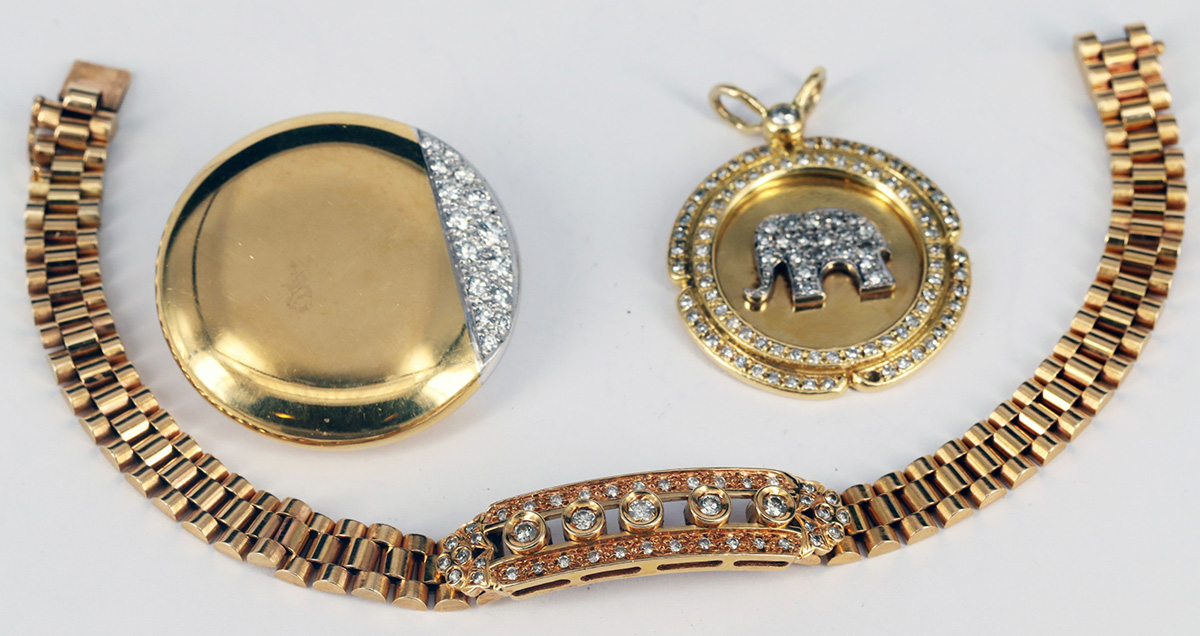 3 Schmuckstücke, 750er GG, 62,6 g: Anhänger (Gold geprüft), mit Elefant aus Diamanten, Diamanten