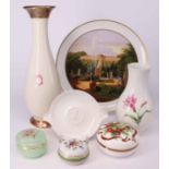 Konvolut Porzellan: bauchige Vase mit Tulpe, KPM, Zeptermarke und Reichsapfel, H 17 cm;