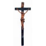Kruzifix, 18. Jh., wohl Buchsbaum, Christus im Viernageltypus, feine Ausarbeitung, auf schwarzem
