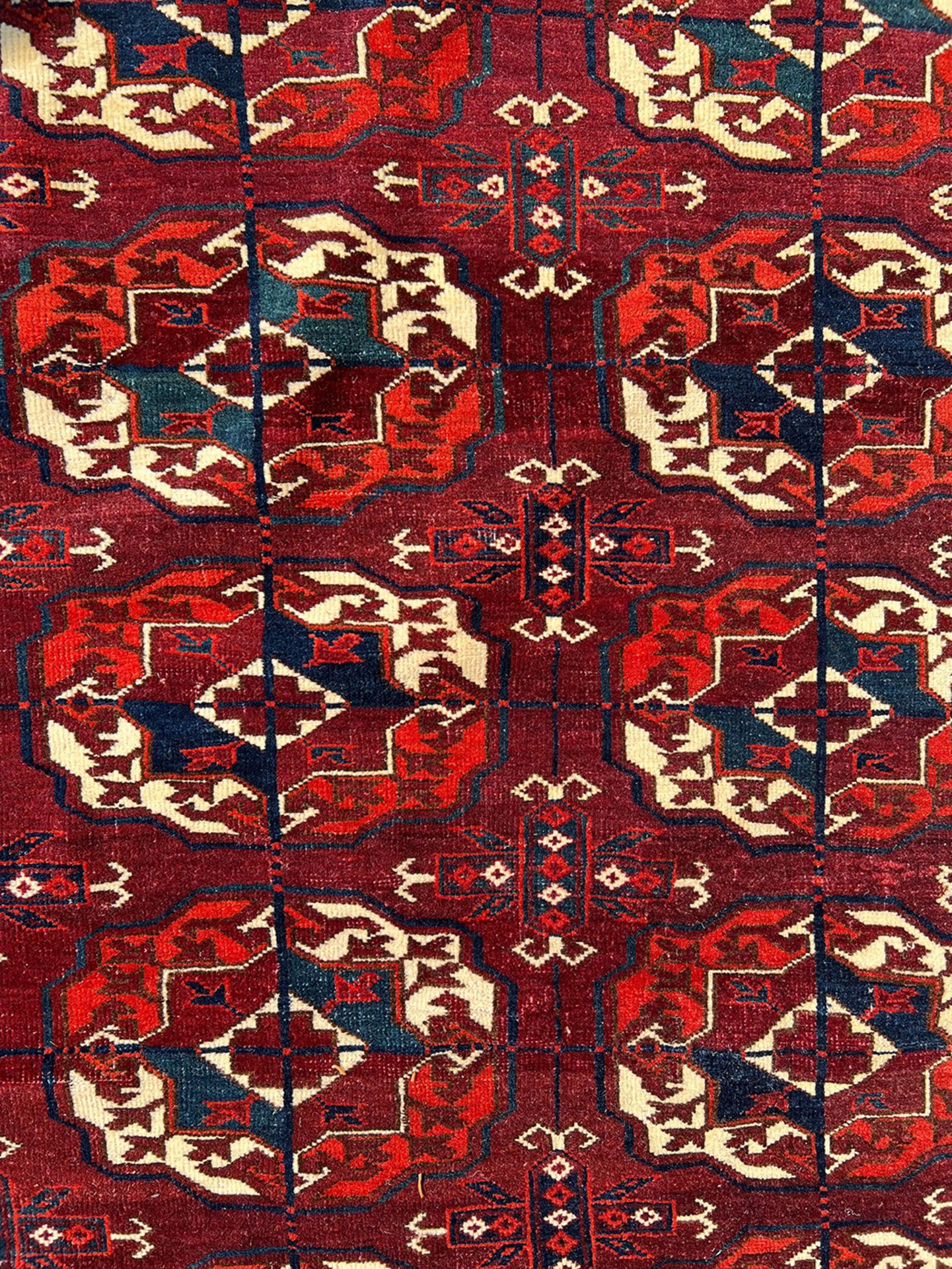 Orientteppich, Yamud, ca. 1920, Wolle auf Wolle, Alters- und Gebrauchsspuren, 218 x 361 cm. Oriental - Image 3 of 4
