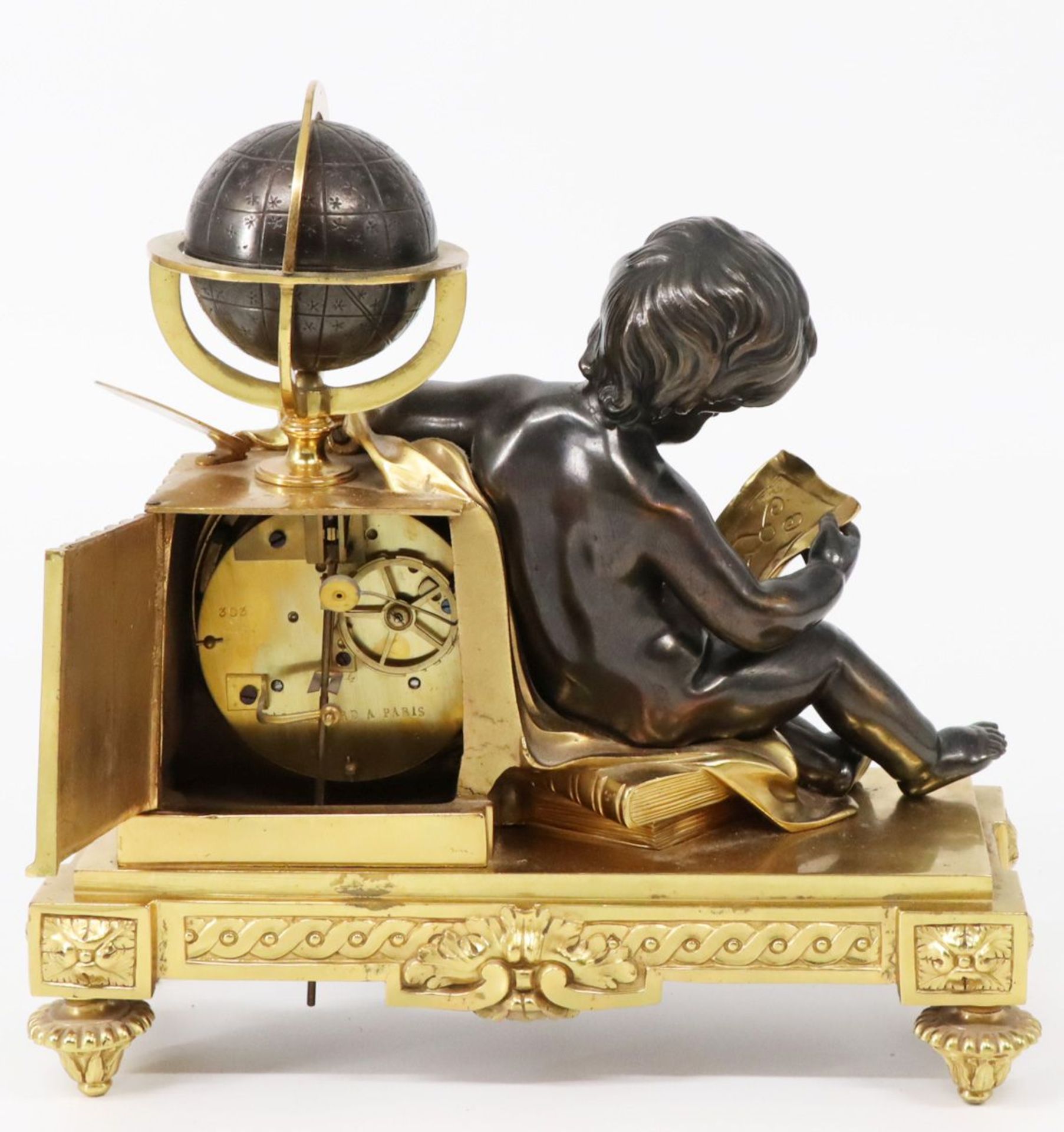 Kaminuhr, Frankreich, 19. Jh., Balthazard a Paris, feuervergoldete Bronze, lesender Putto und - Bild 5 aus 5