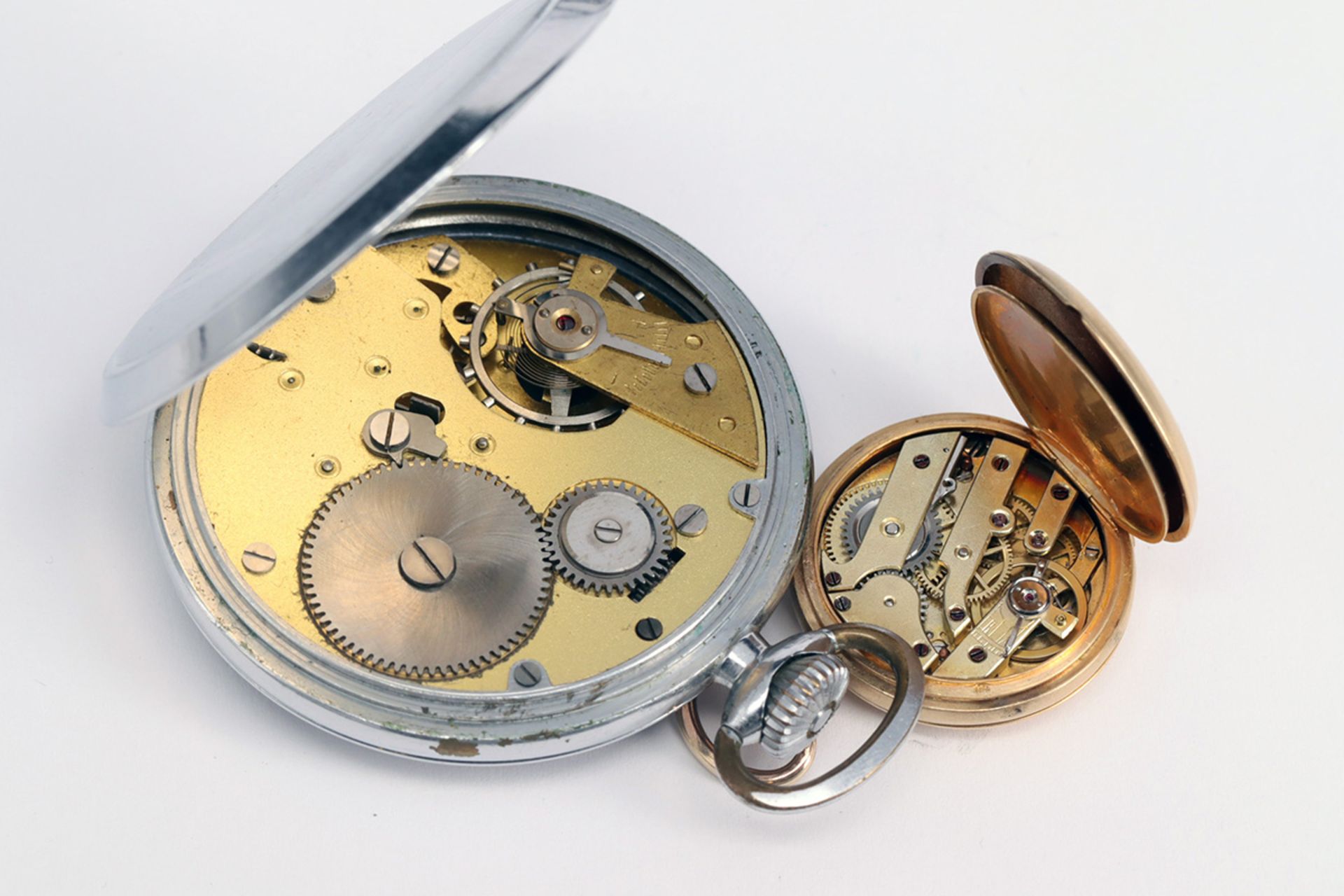 Konvolut 4 Uhren: Taschenuhr, Kienzle, Uhr läuft an (Werk nicht geprüft), Glas lose, Altersspuren, D - Image 5 of 6