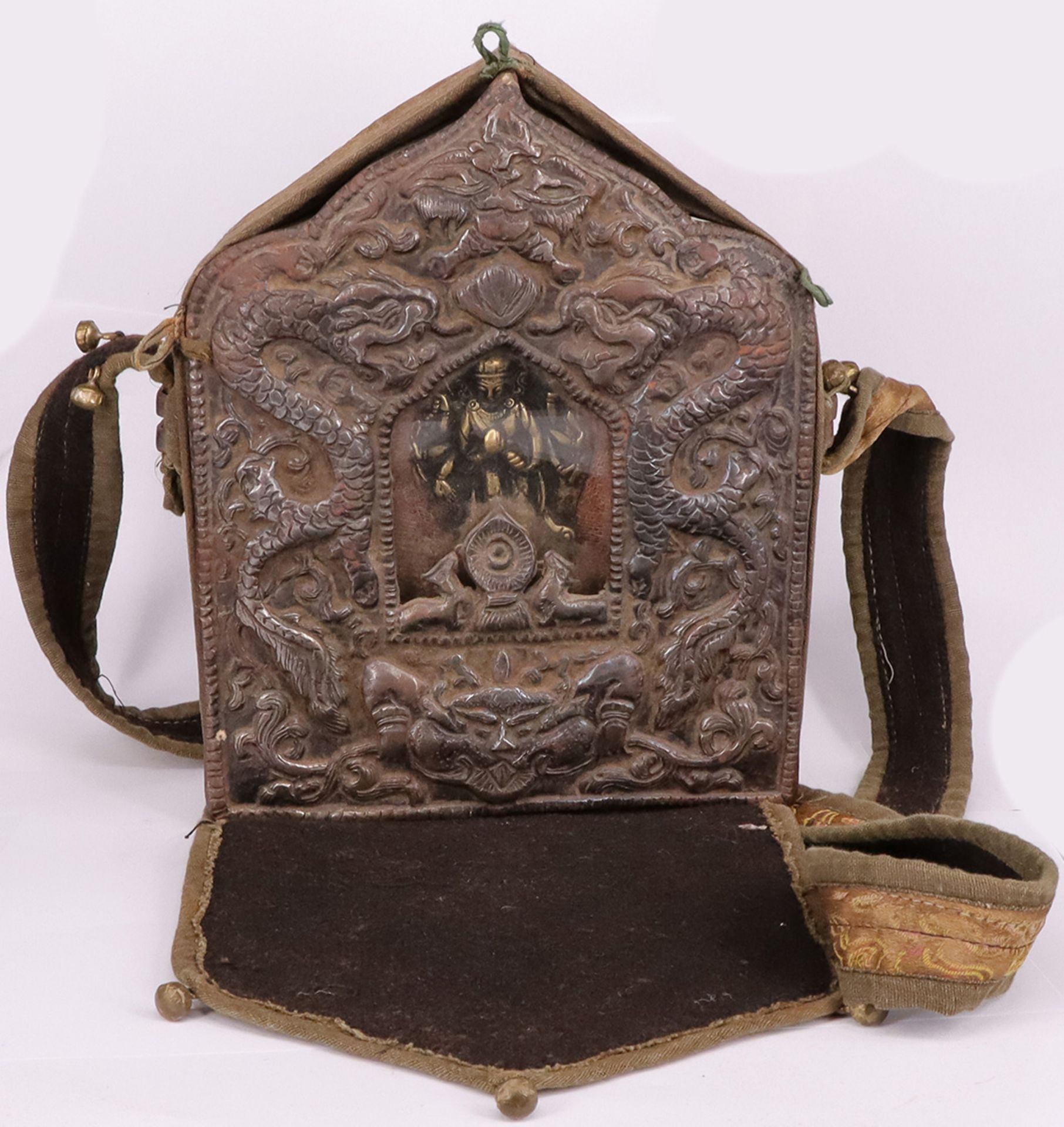 Reisealtar mit Shiva (Eisen, Bronze), Indien - Tibet - Nepal, 21 x 17 x 7 cm. Travel altar with