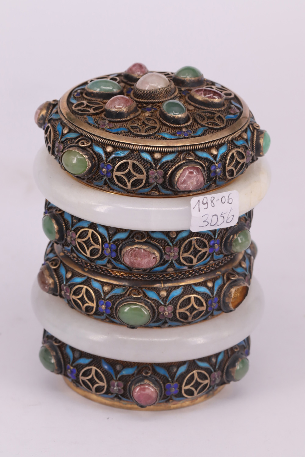 Zierdose bzw. kleines asiatisches Gefäß mit Deckel, mind. 800er Silber mit feinen floralen - Image 11 of 16