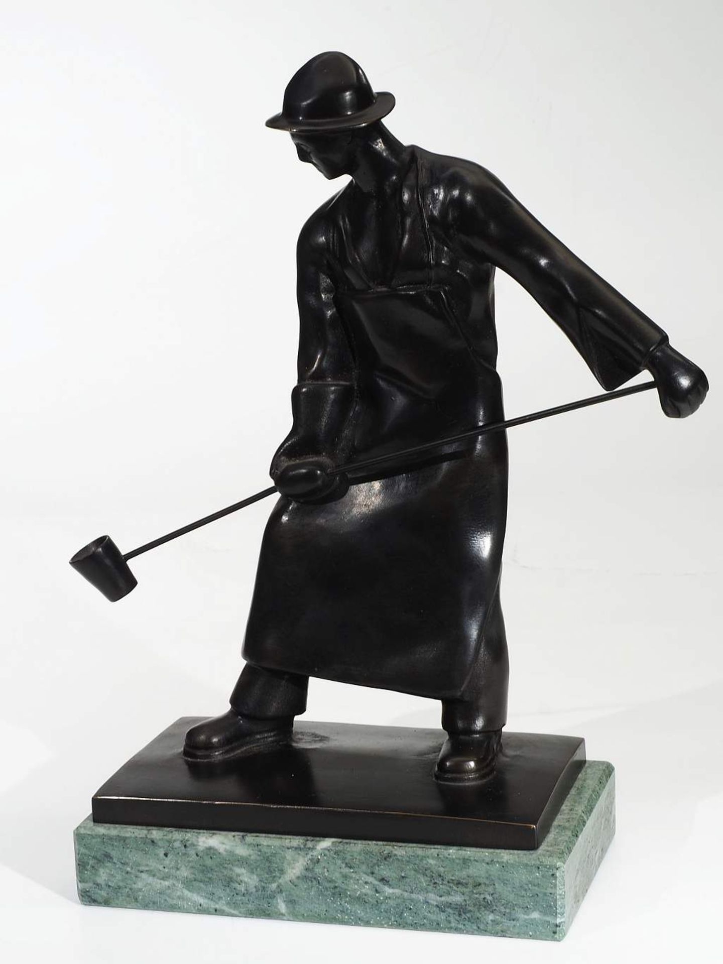 Bronzeskulptur "Der Gießer". Modell nach Karl Birker - Image 4 of 6