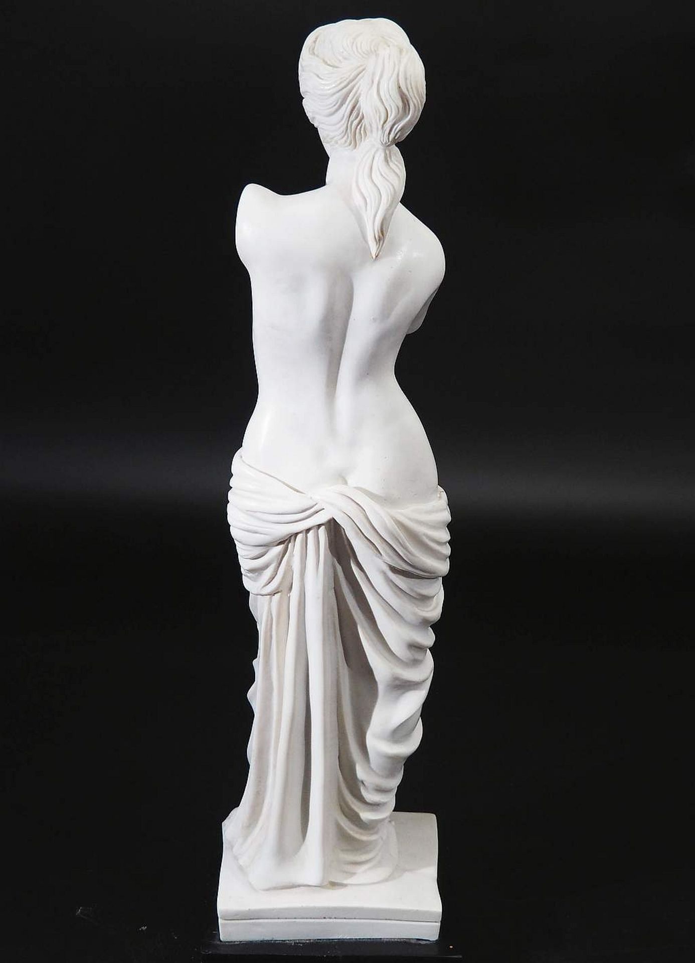 Halbakt "Venus von Milo", die wohl berühmteste Skulptur der Antike.  - Bild 4 aus 7