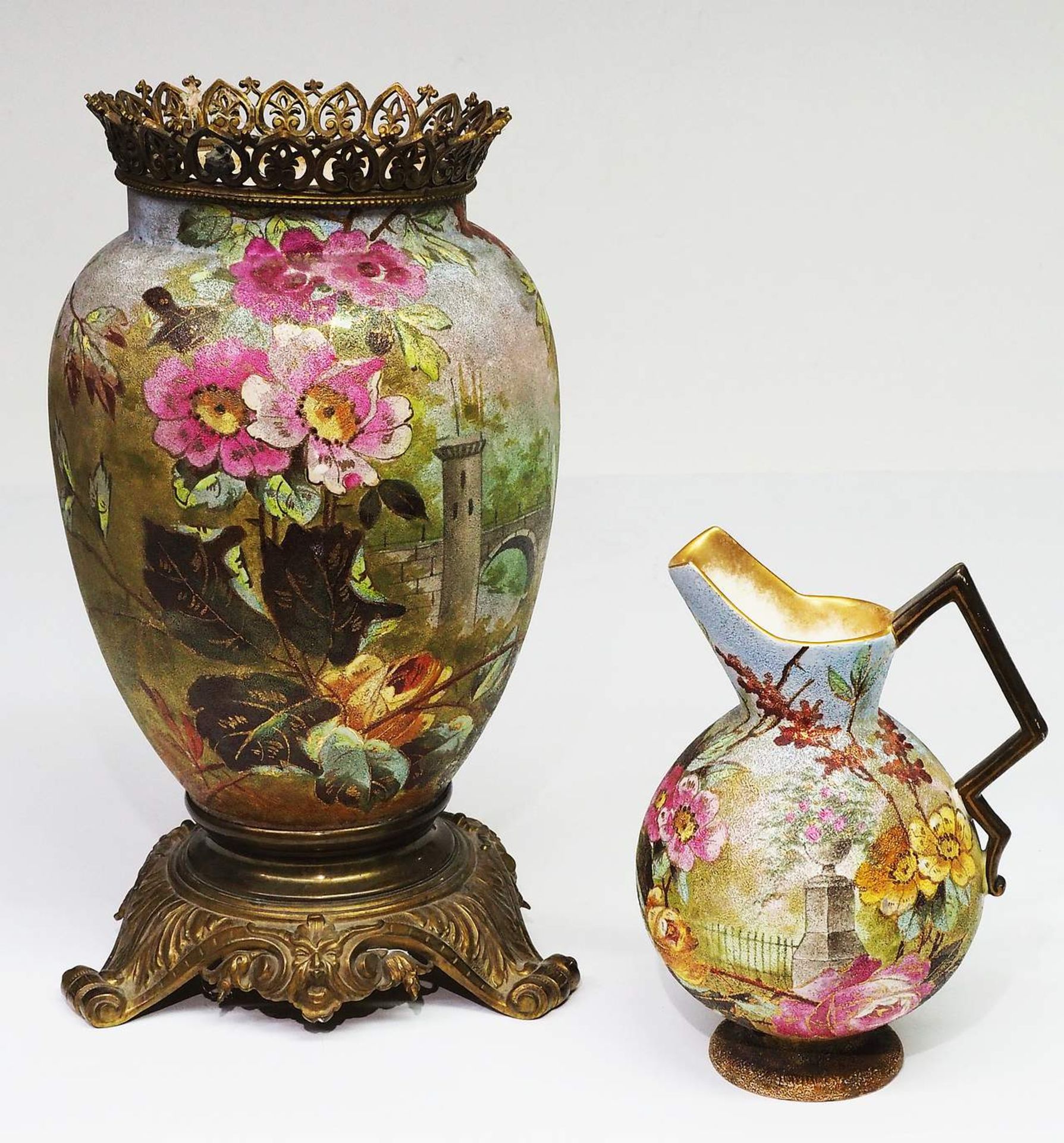 Zwei Teile Konvolut: Krug mit seitlicher Handhabe. Und  Vase mit Messingmontur.  - Bild 2 aus 5