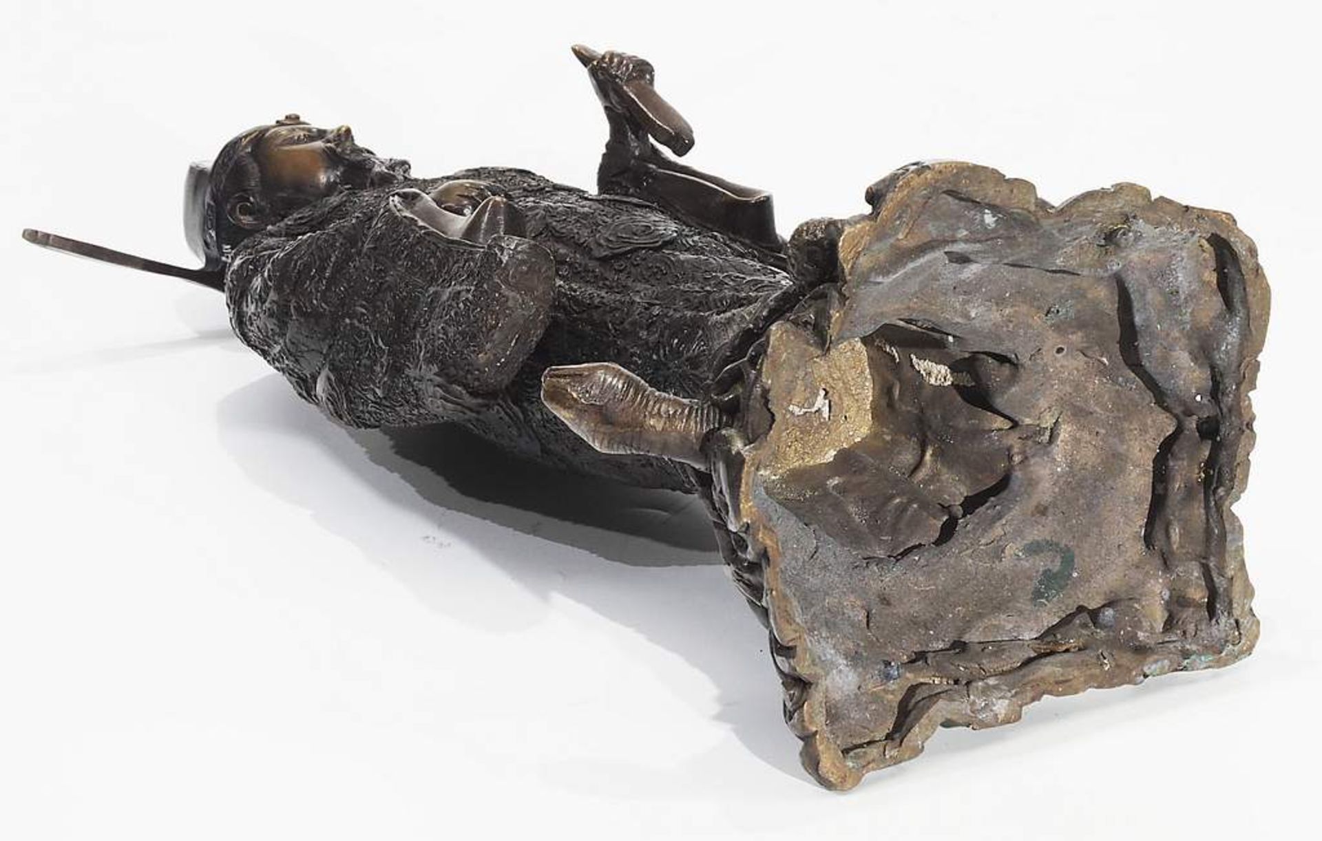 Bronzeplastik  "Glücksgott auf Schildkröte",  China, 20. Jahrhundert.  - Bild 8 aus 8