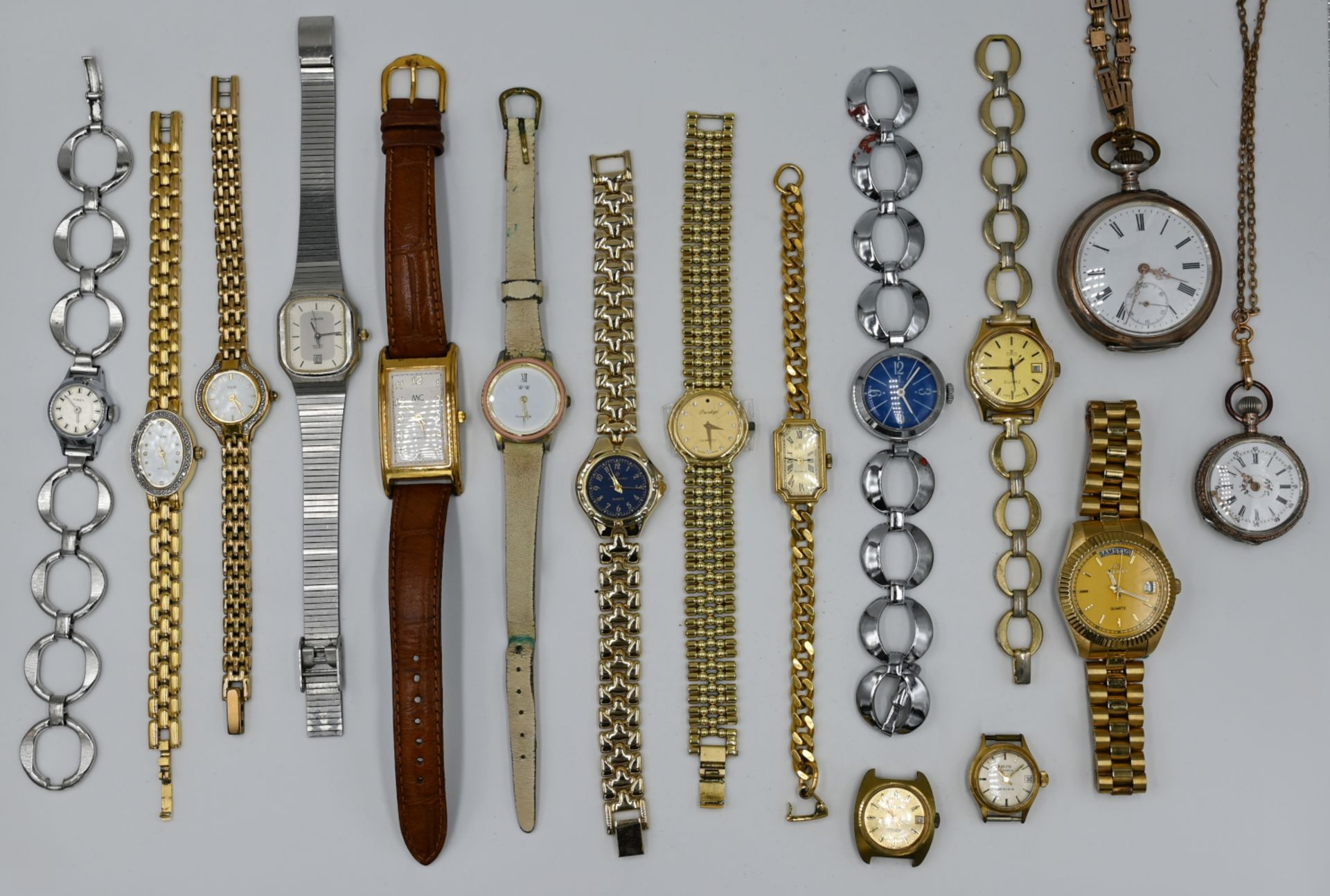 2 Taschenuhren, je Silber 800, je um 1900, sowie versch. Armbanduhren, meist Metall, z.T. vergoldet,