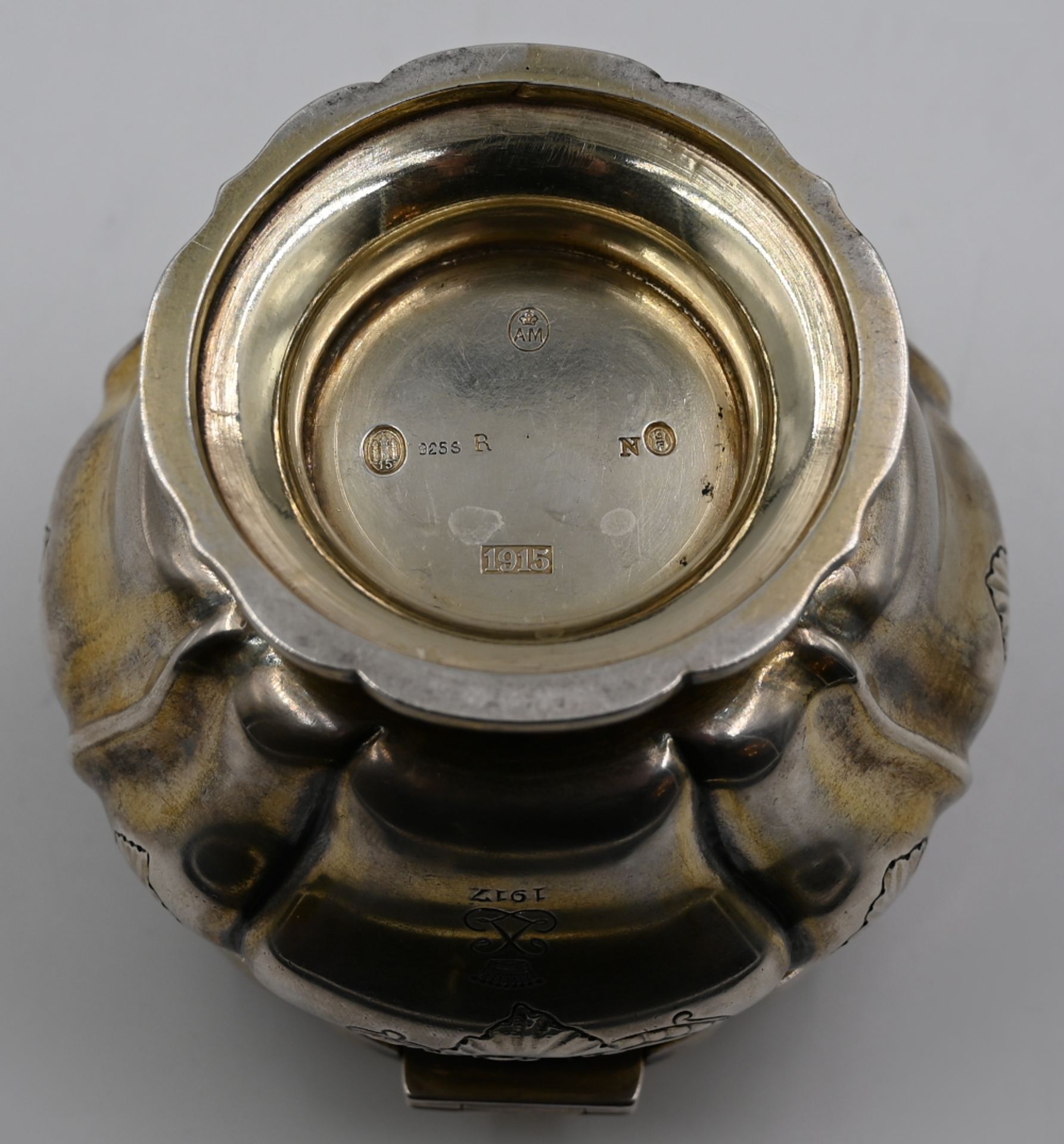 1 Deckeldöschen Silber 925 innen verg. Dänemark 1915, Meistermarke "AM" mit Krone im Oval (Anton MI - Image 2 of 2