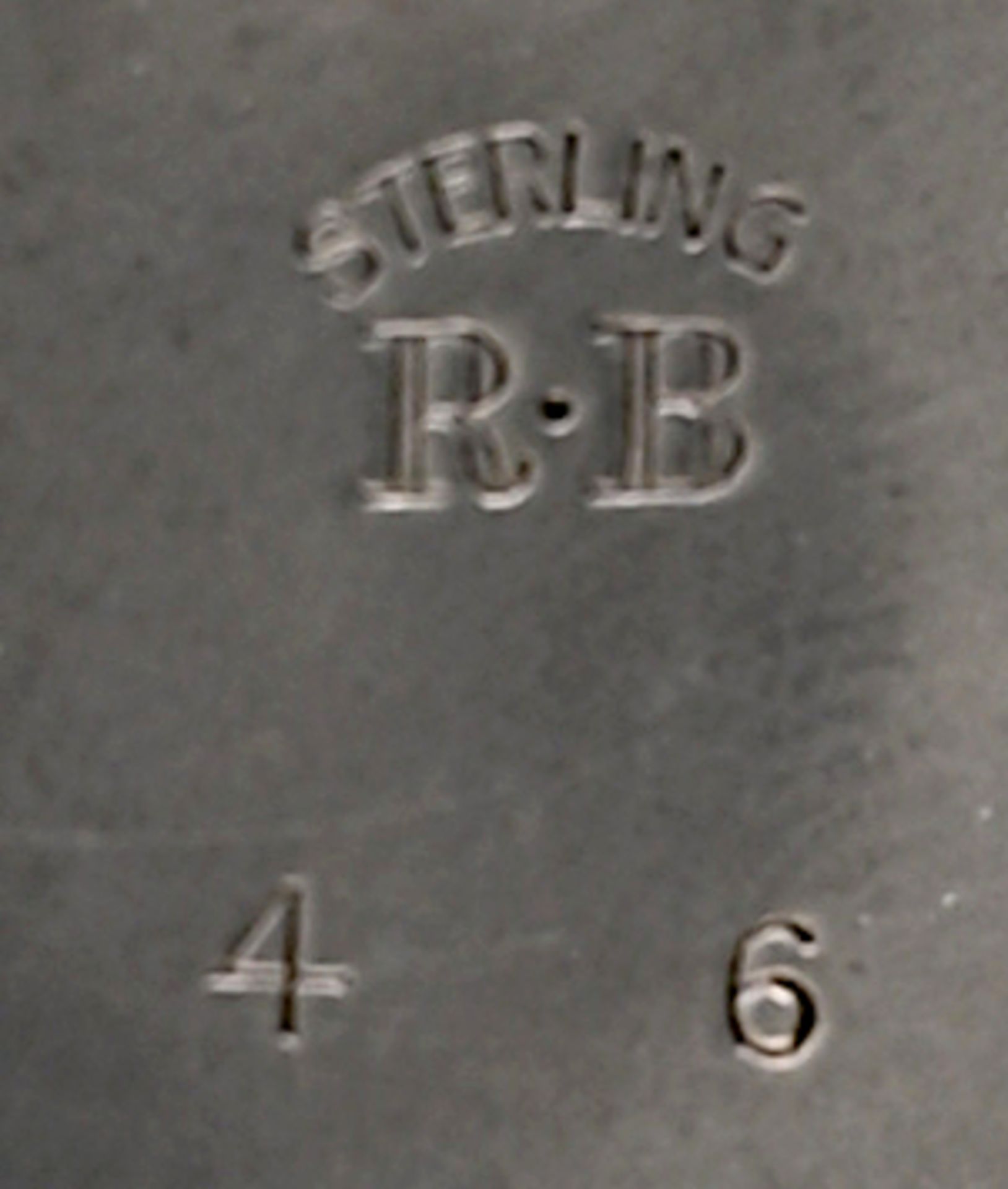 1 Trichtervase Sterlingsilber gemarkt "R.B", H ca. 40cm, z.T. verbogen, berieben, Asp. - Image 2 of 2