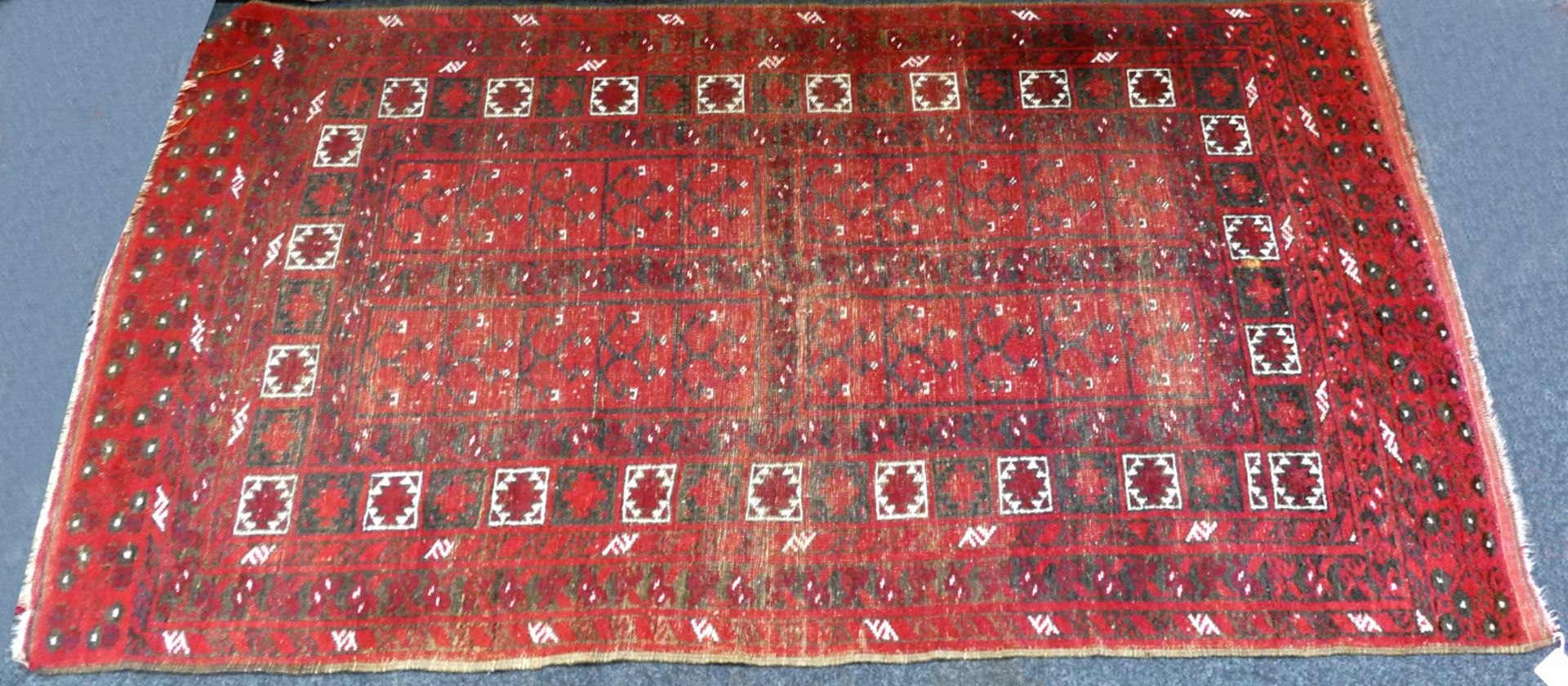 2 Orientteppiche 20. Jh.: 1x wohl Afghanistan ca. 214x116cm, 1x wohl KAZAK ca. 168x103cm, je besch. 