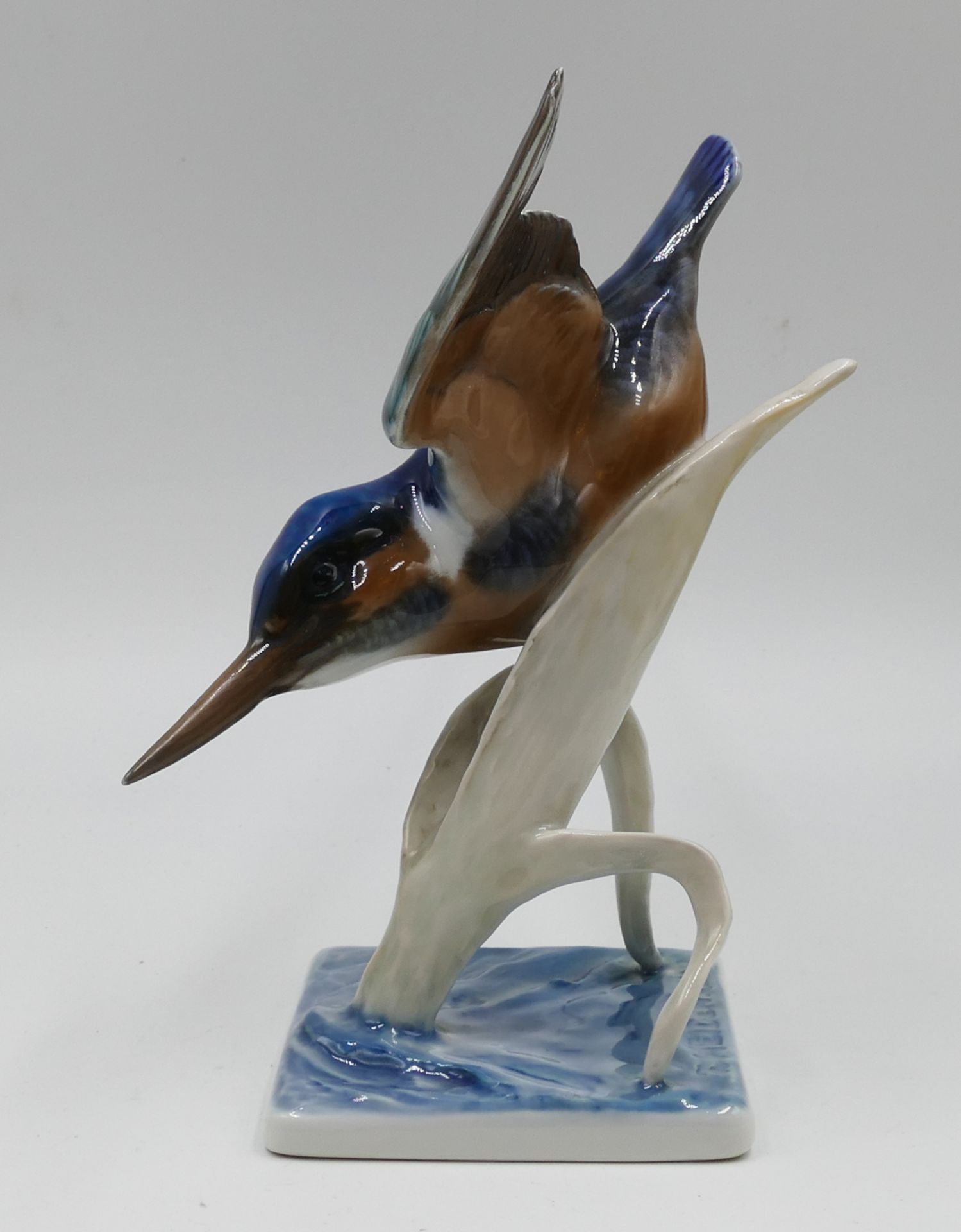 1 Porzellanfigur ROSENTHAL Kunstabteilung Selb "Eisvogel", Entwurf F. HEIDENREICH (wohl Fritz H. 189