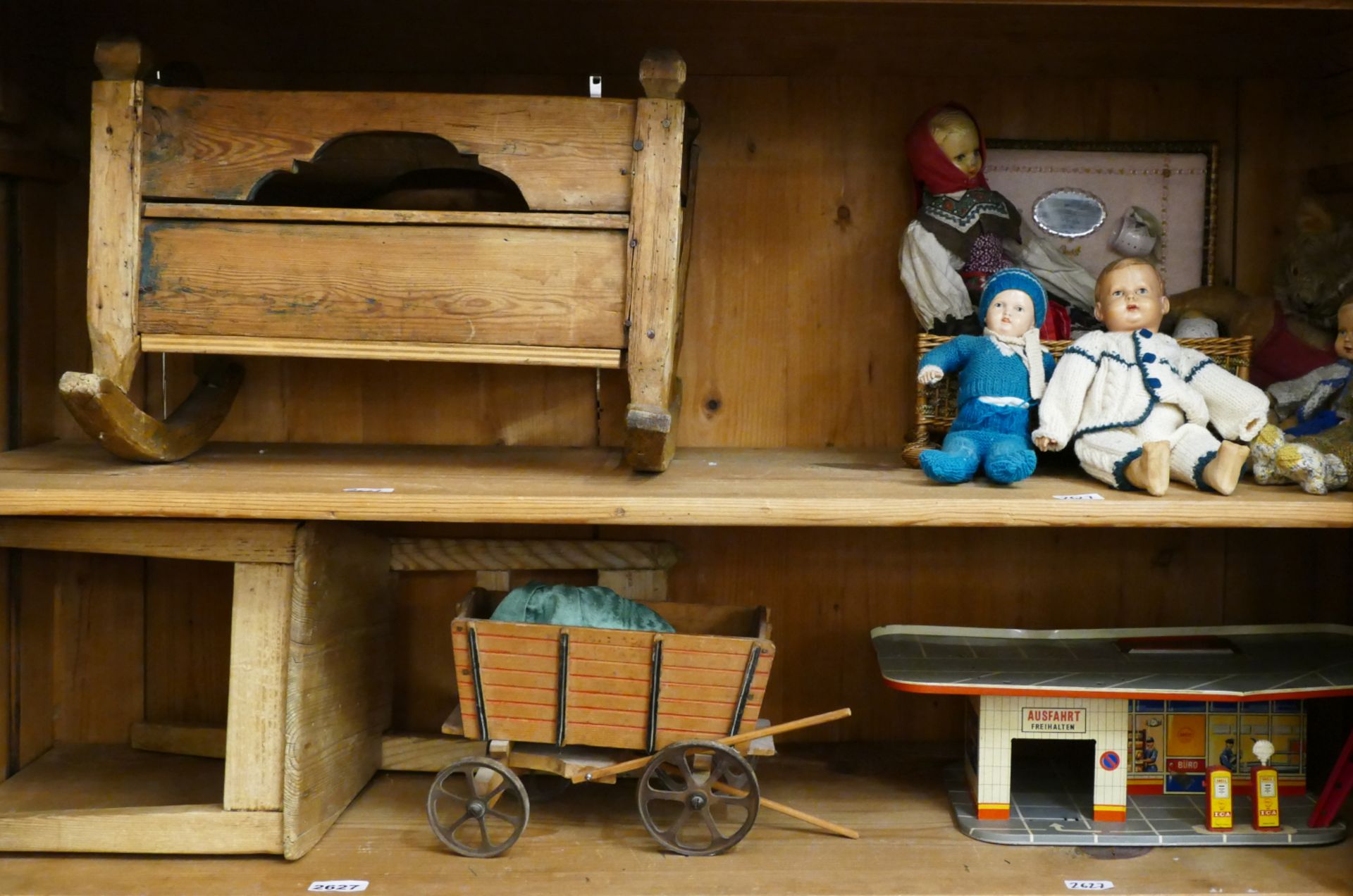 1 Konv. Spielzeug: Puppen z.B. BUSCHOW & BECK/MINERVA "2" und "4", CELLBA CELLULOIDWARENFABRIK "24", - Image 3 of 3