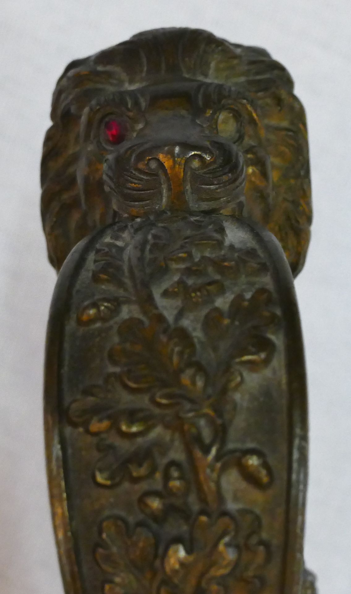 1 Löwenkopfsäbel wohl 19. Jh. Messinggriff mit Eichenlaubdekor, Fischhautgriff mit Drahtwicklung, ca - Image 4 of 6