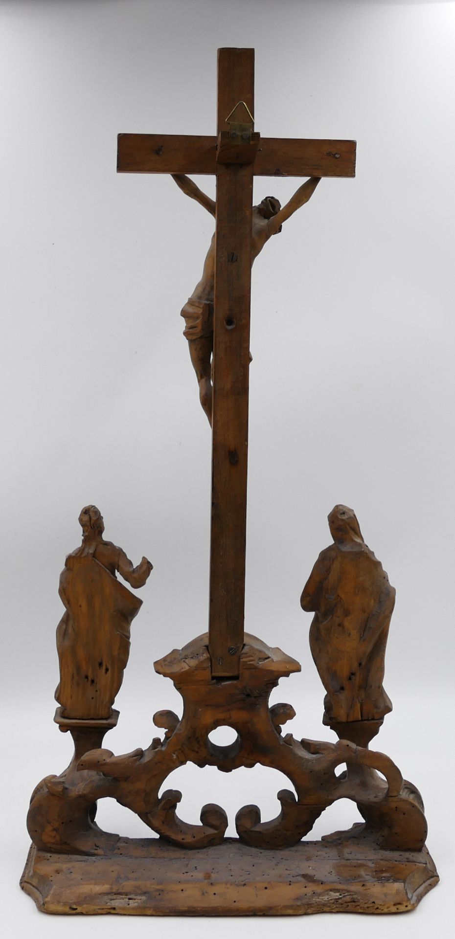 1 Kreuzigungsgruppe wohl 18. Jh. Holz, z.T. wohl ergänzt/erneuert, ca. H 67cm, - Image 5 of 5