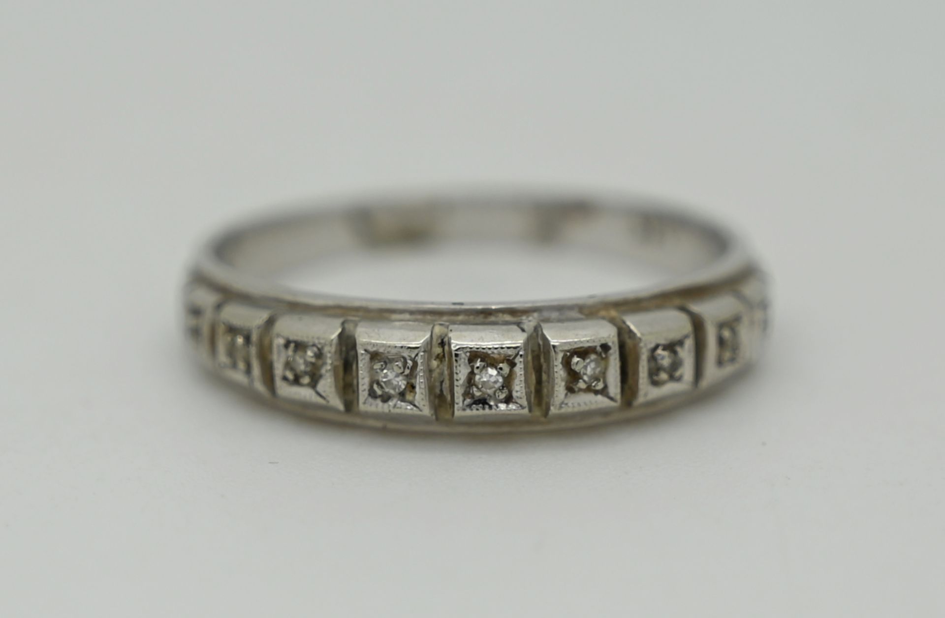 1 Damenring WG 14ct., mit Diamanten, Ringgr. ca. 57, Tsp.