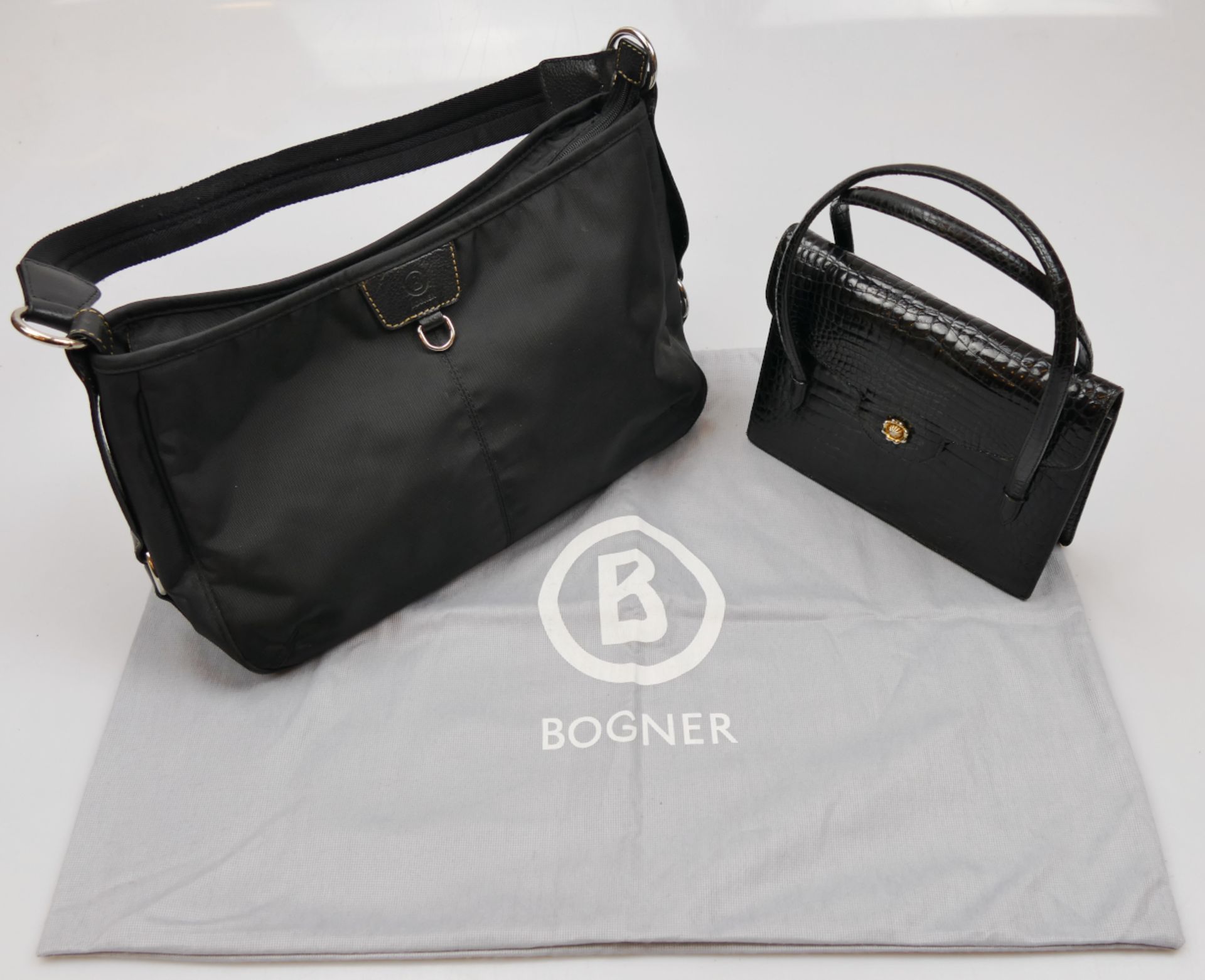 1 Schultertasche BOGNER, Textil in schwarz, mit Staubbeutel sowie 1 kl. Handtasche Leder, mit Muster