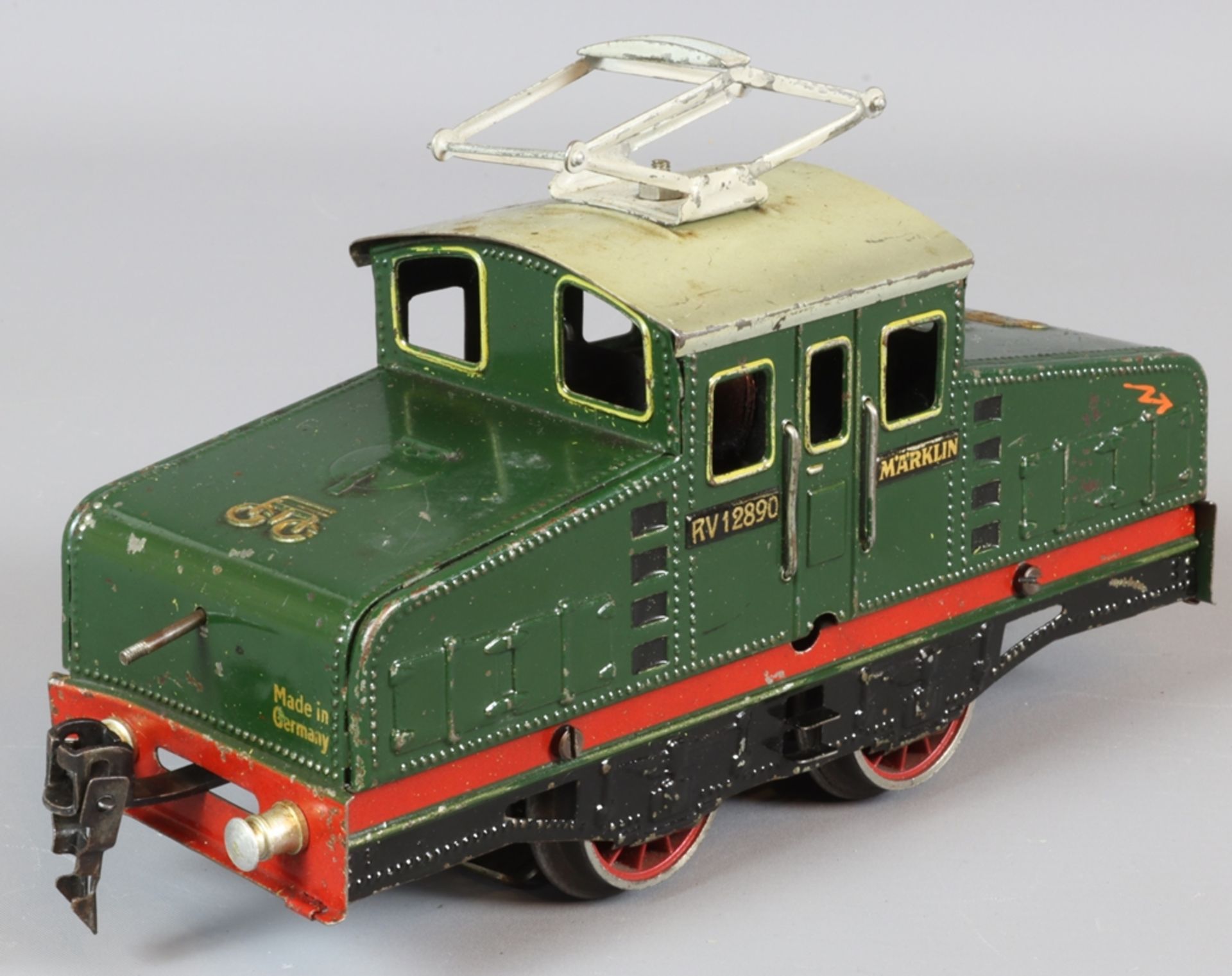 Märklin mainline locomotive R66/12910. 20 Volt, German Reich 1932 - 1940