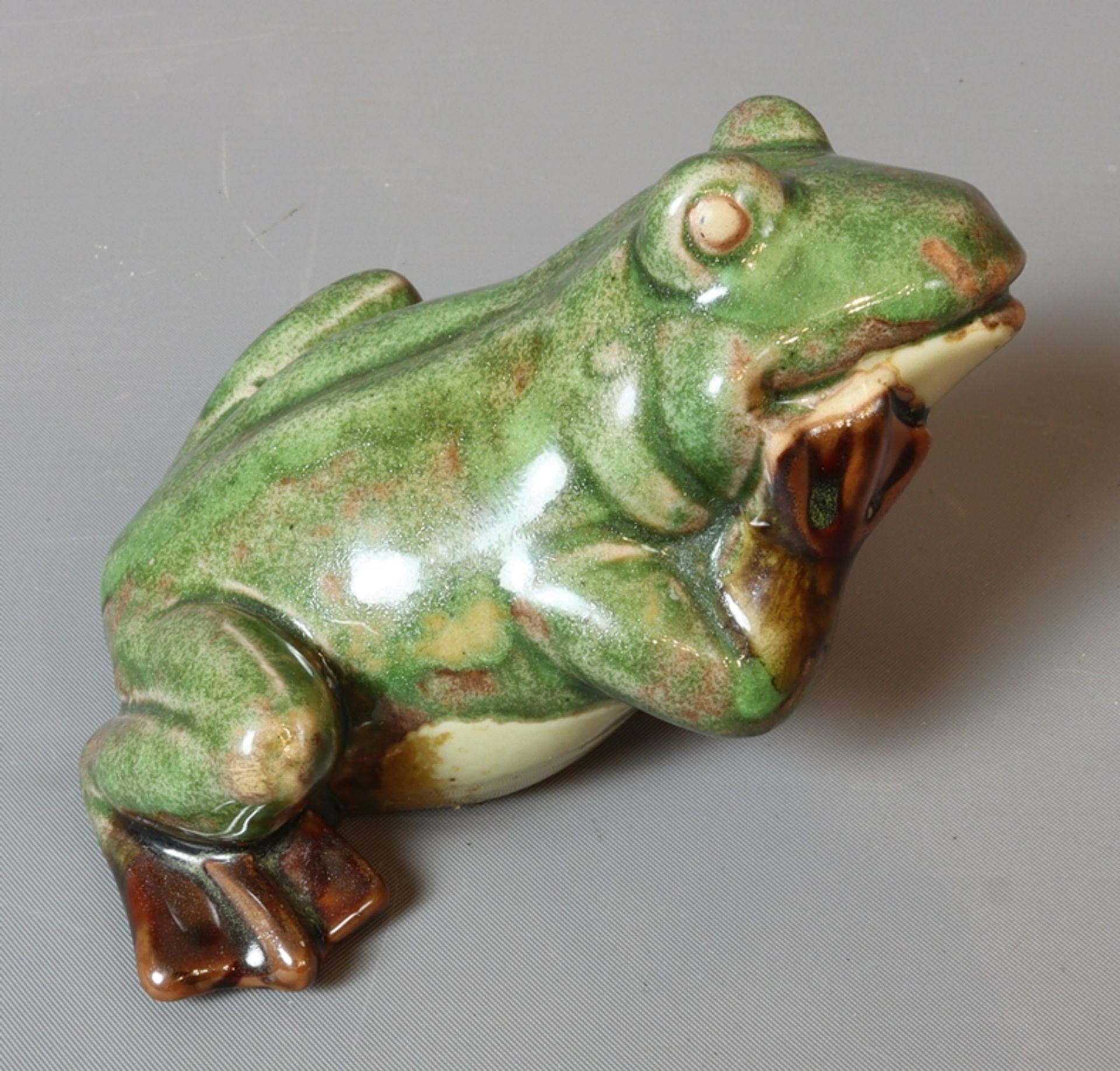 Ceramic figure frog, second half of the 20th century, German - Image 2 of 3
