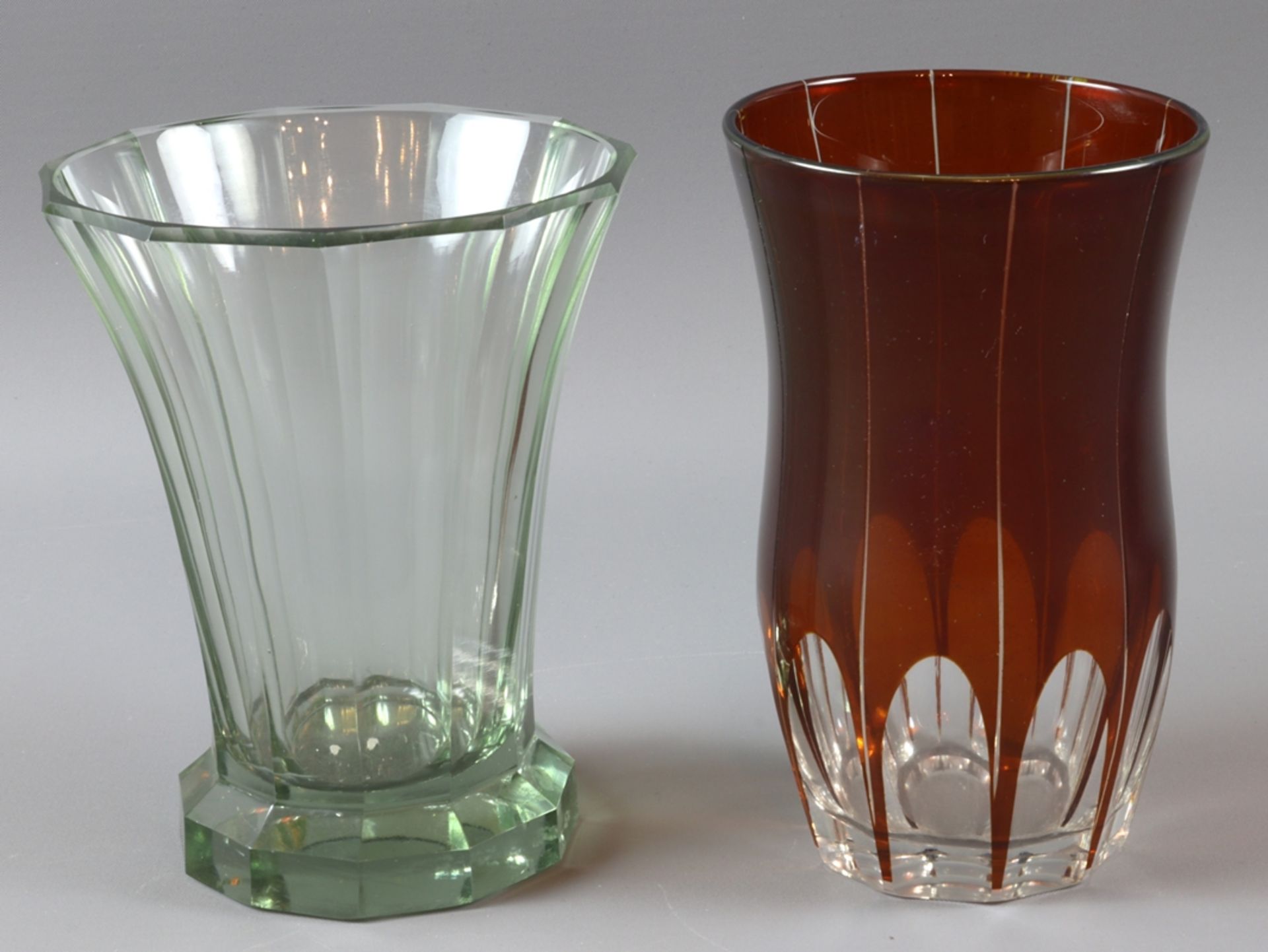 Lot of three different footed tumblers and vases, Bohemia circa 1900-1930, German - Image 2 of 3