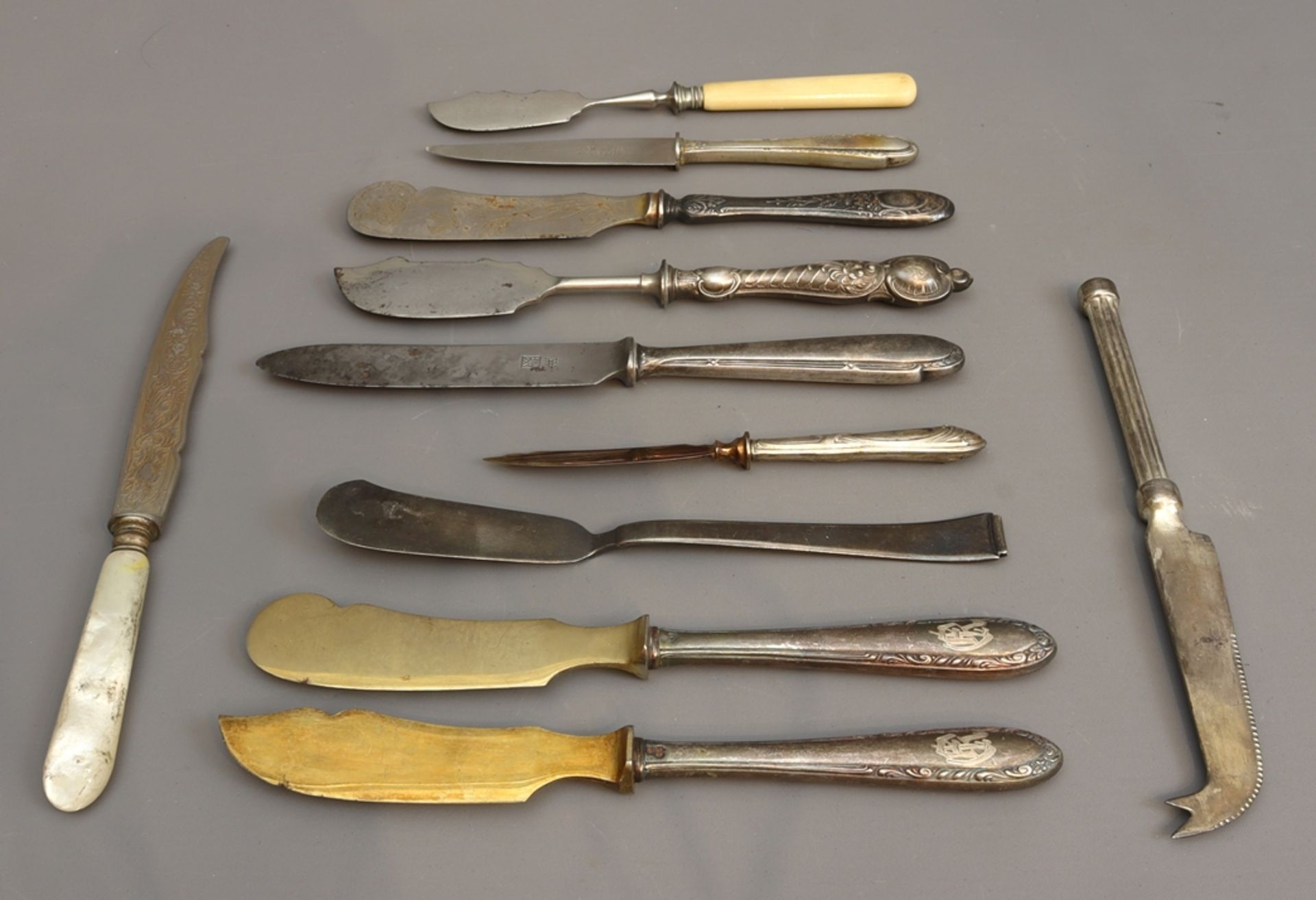 Lot of serving knives of different types, beginning with middle of the 20th century, German